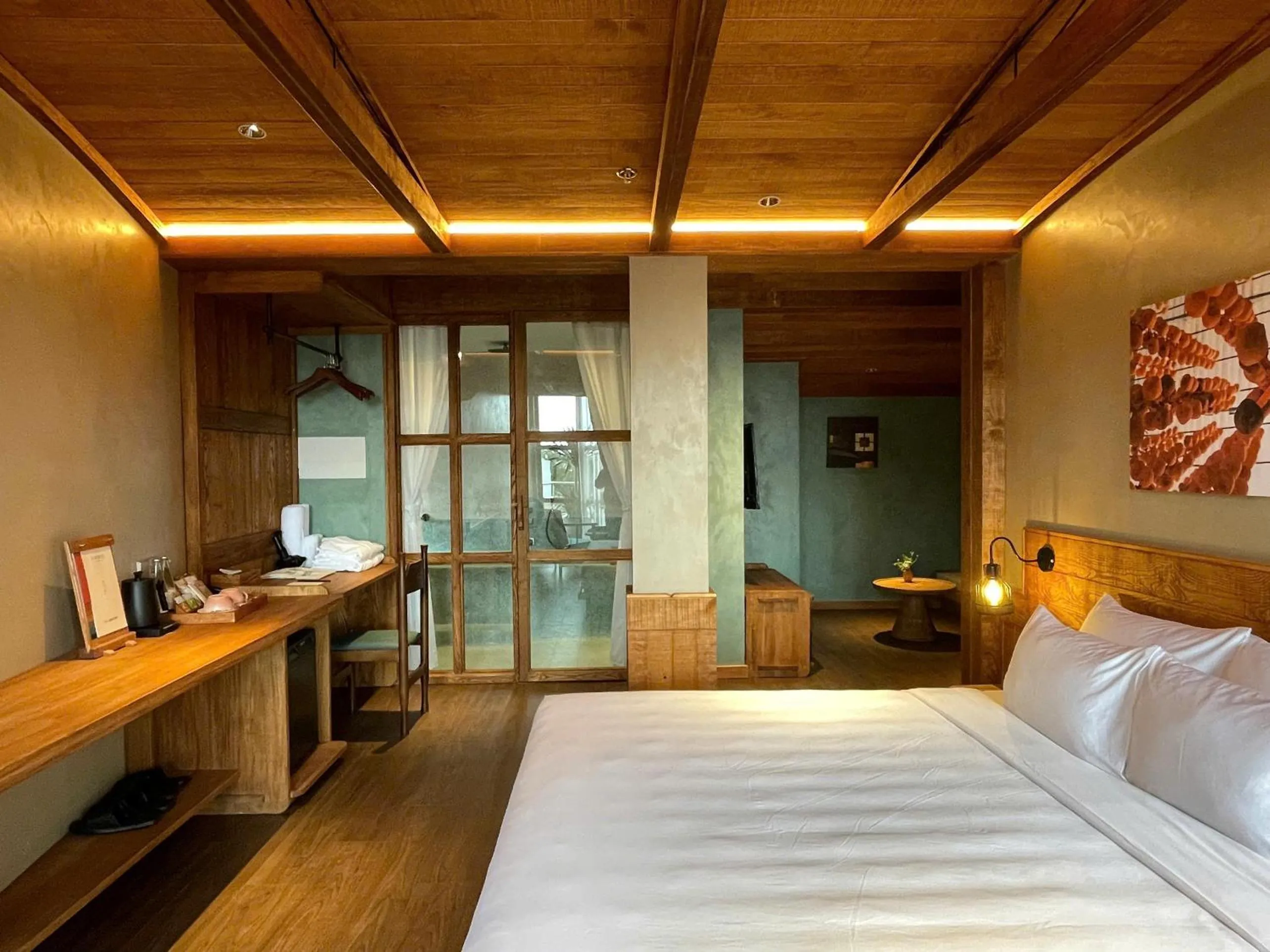 Photo of the whole room, Bed in The Pink Boutique Hotel