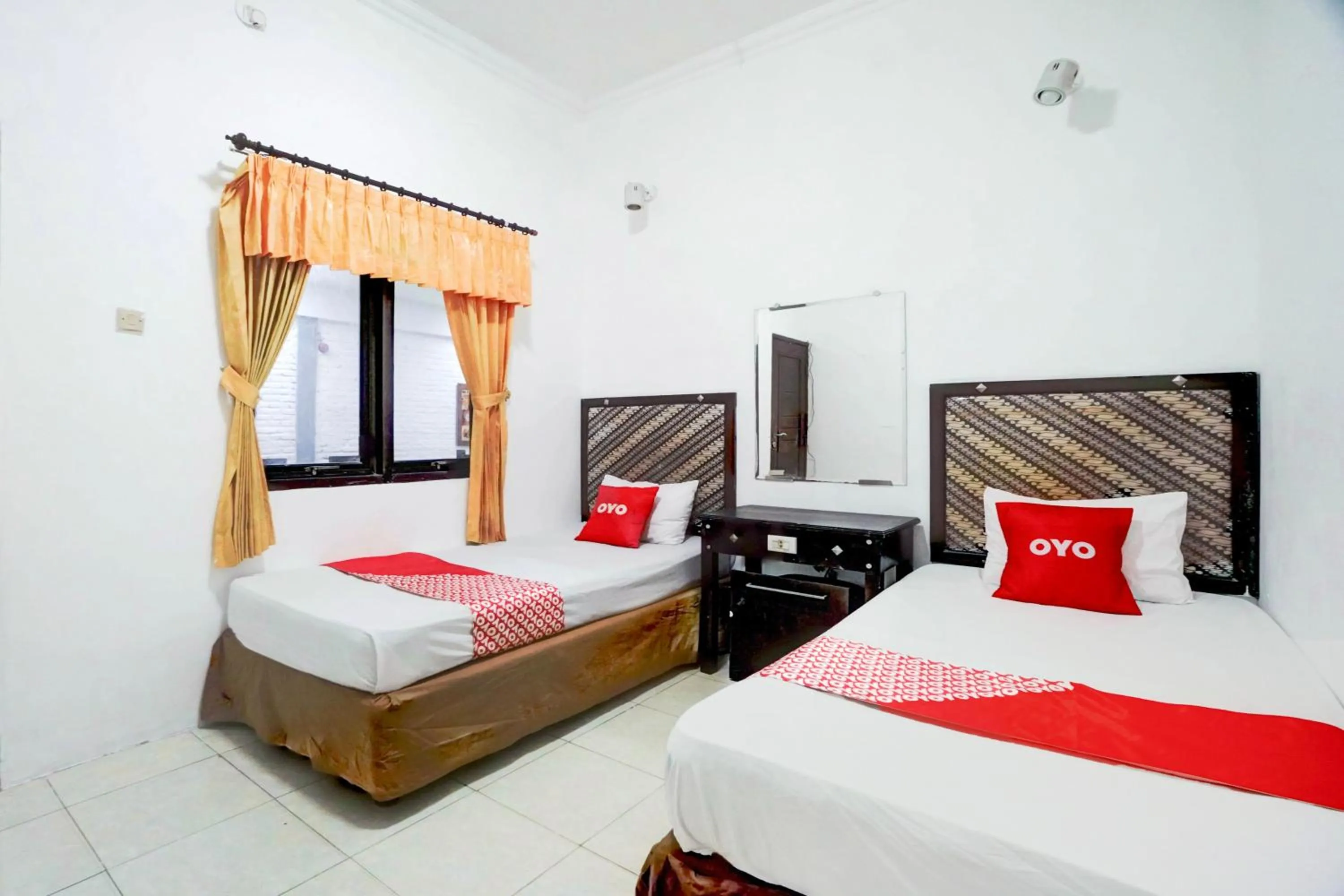 Bedroom, Bed in Hotel O Bungurasih Near Juanda International Airport Formerly Griya Waru Hotel