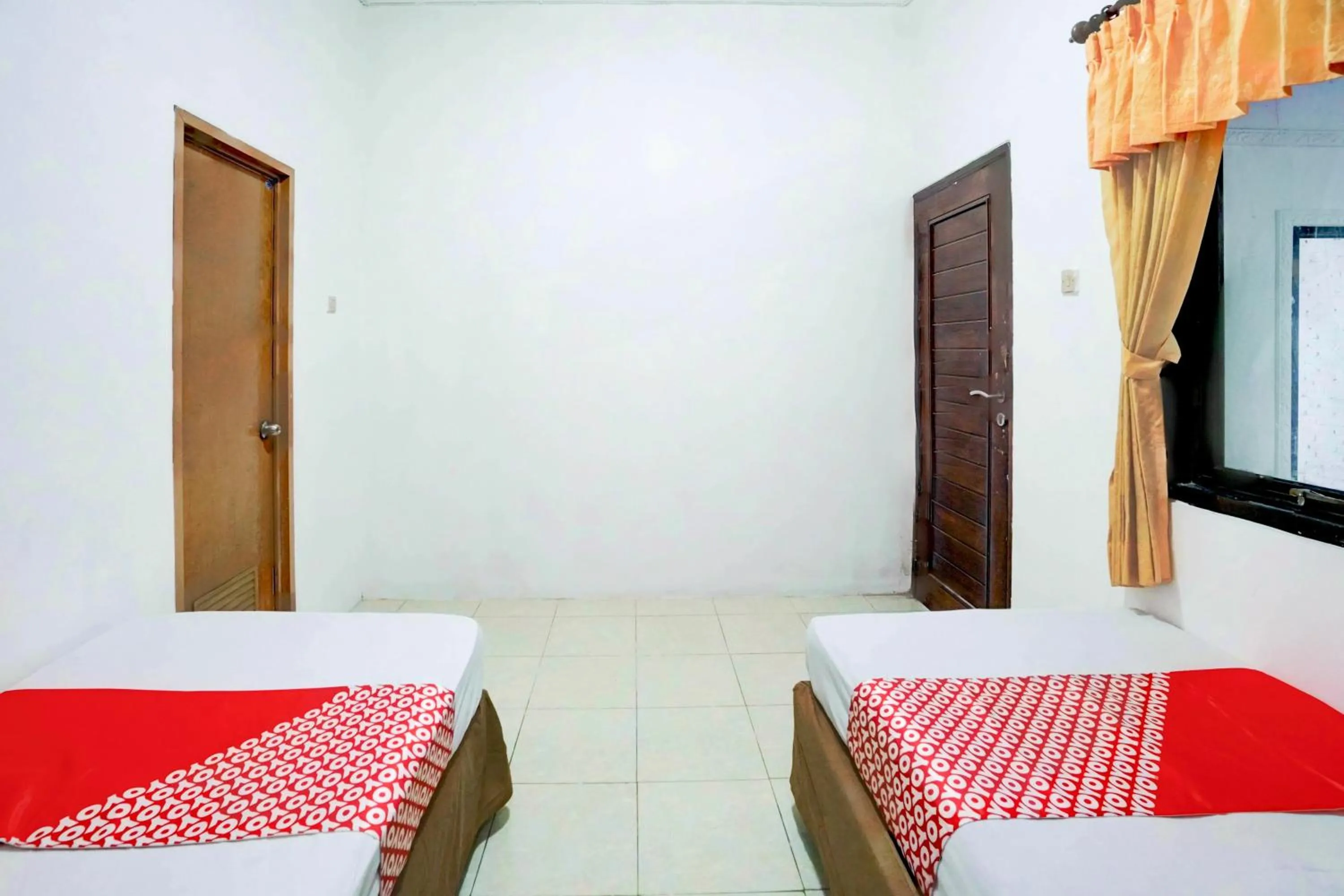 Bedroom, Bed in Hotel O Bungurasih Near Juanda International Airport Formerly Griya Waru Hotel