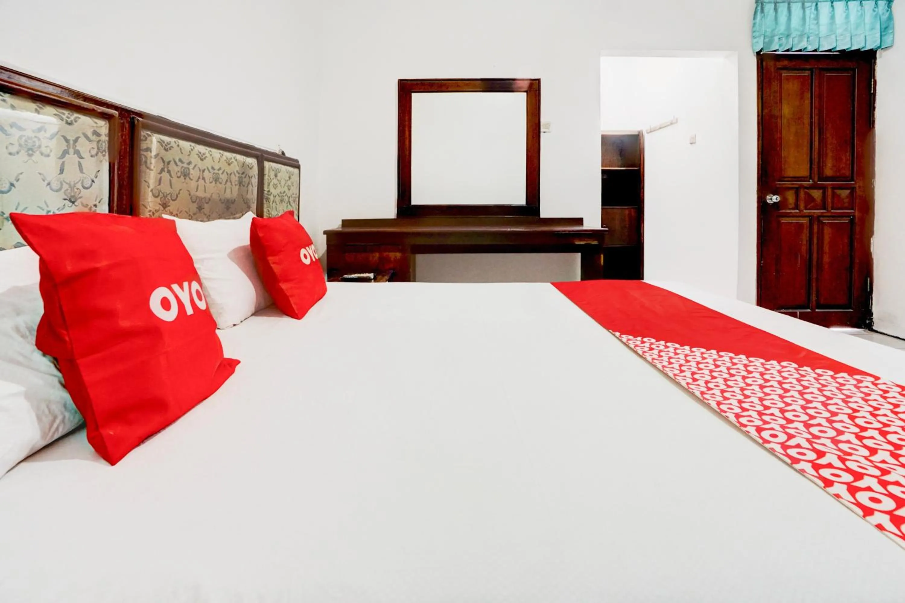 Bedroom, Bed in Hotel O Bungurasih Near Juanda International Airport Formerly Griya Waru Hotel