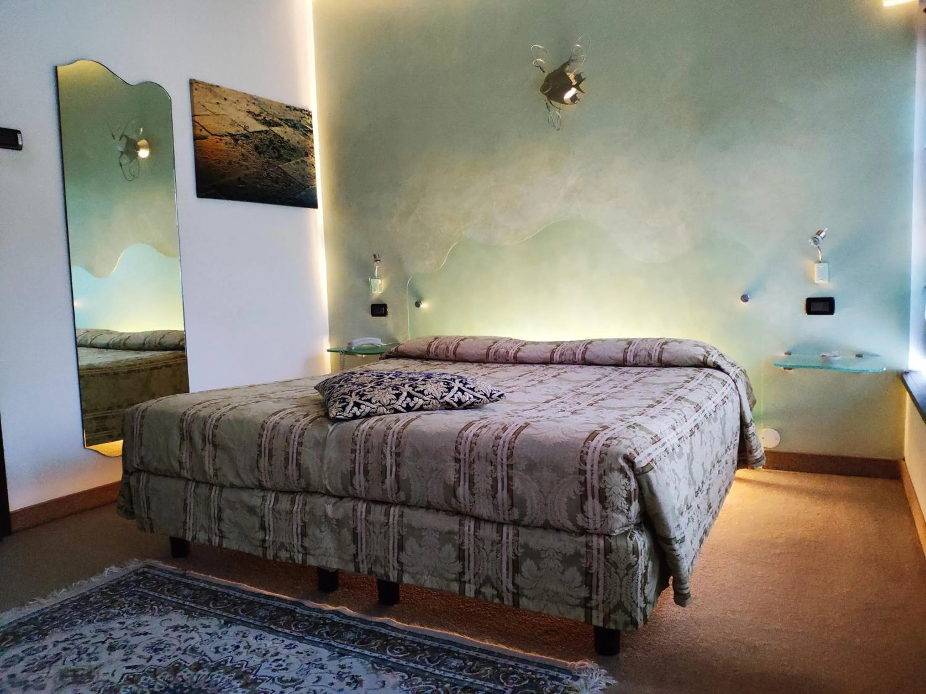 Photo of the whole room, Bed in Hotel Feel Inn Venice Airport