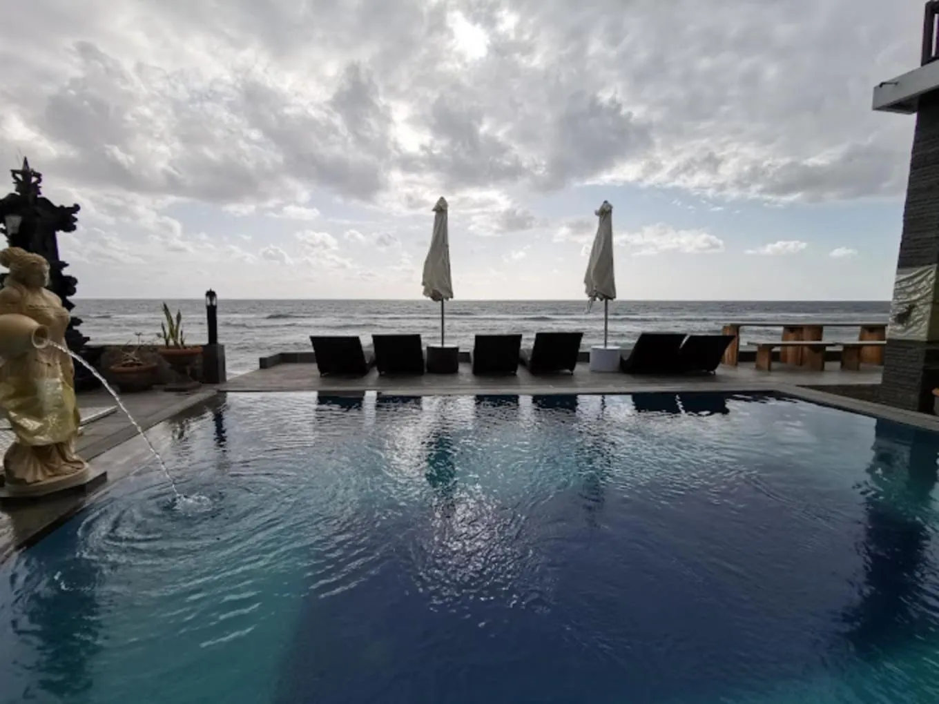 Barton Beach Inn