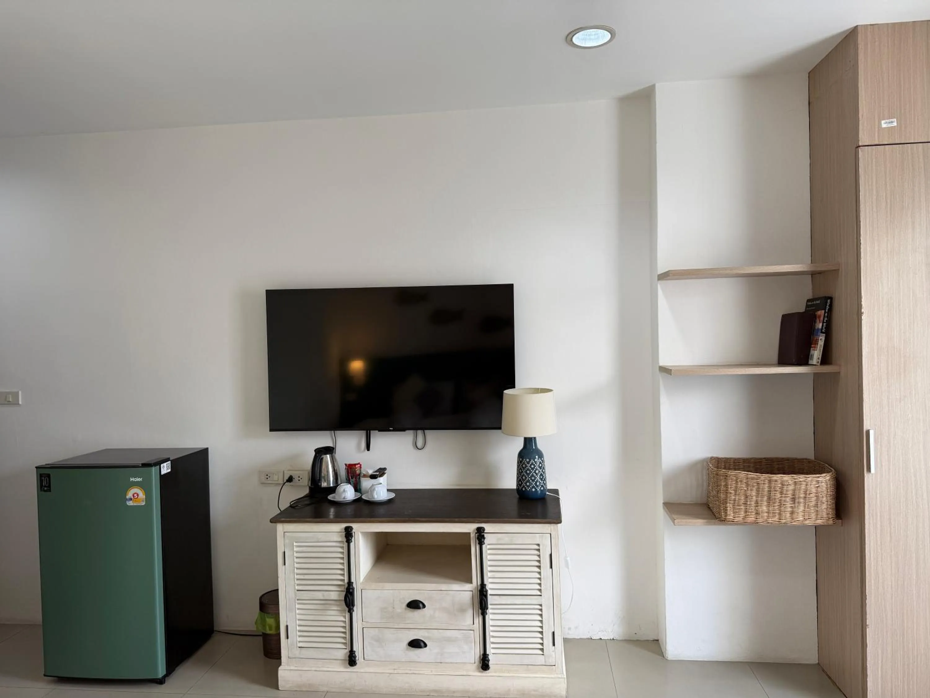 Five Loaves Beds Patong