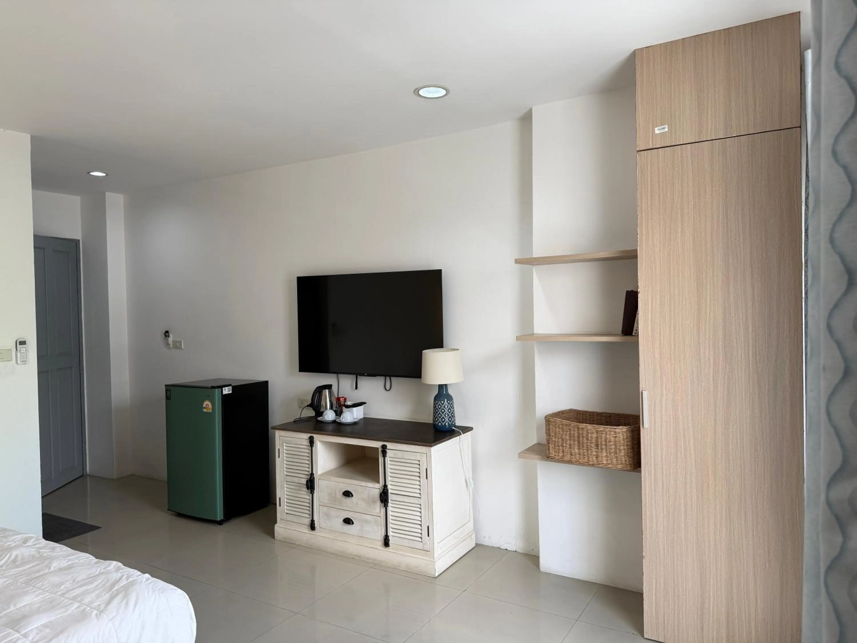 Bed in Five Loaves Beds Patong