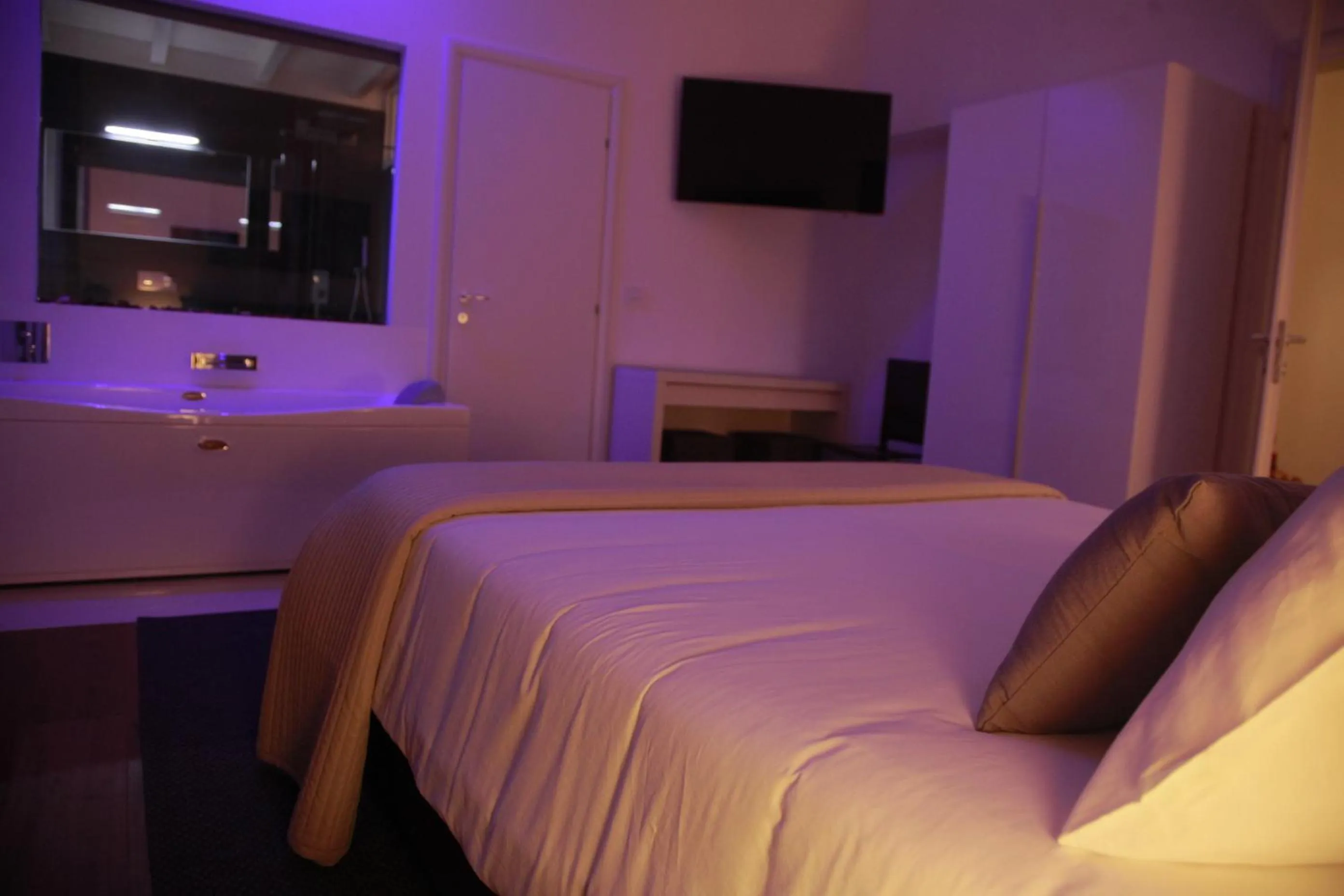 Bedroom, Bed in B&B Massimo Inn