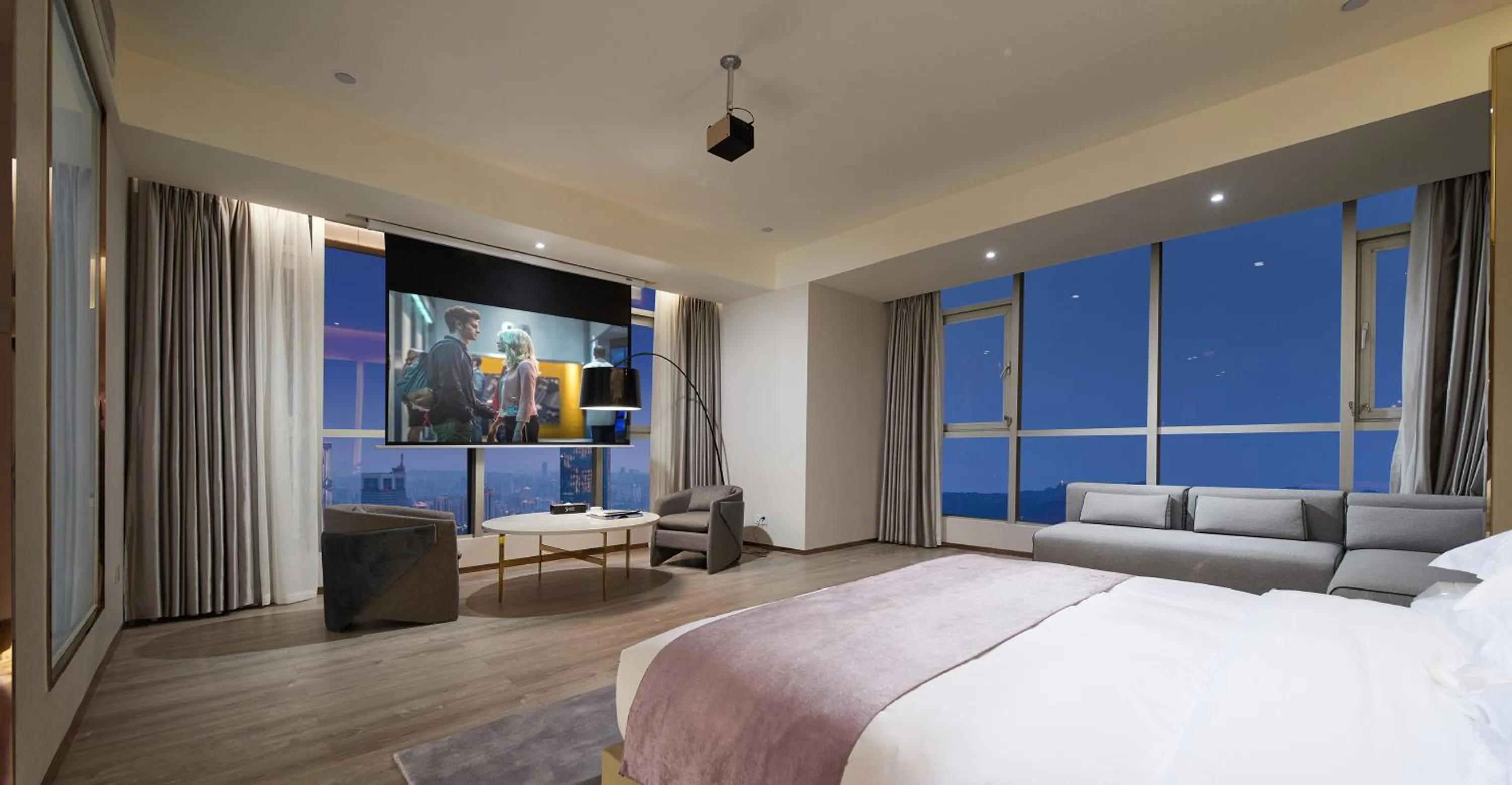 Bed in m58 Sky Sunset Hotel-Chongqing jiefangbei Yuanduan Zhiyan