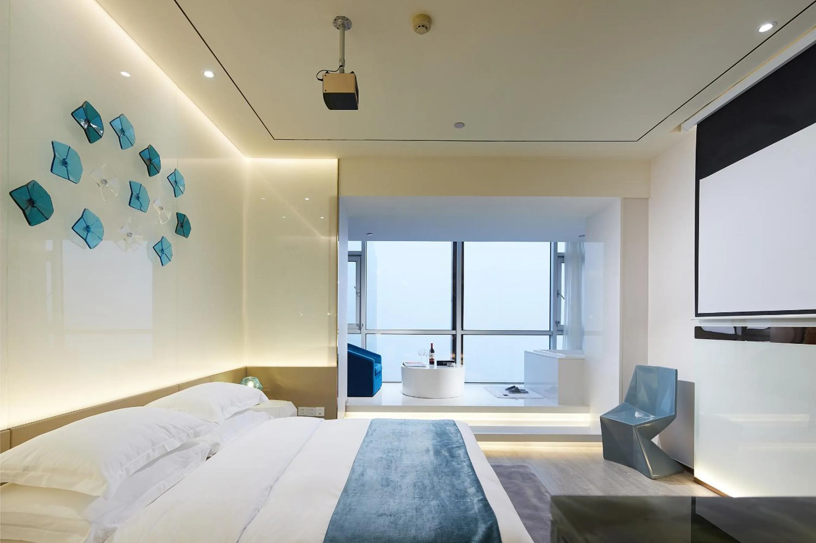 Communal lounge/ TV room, Bed in m58 Sky Sunset Hotel-Chongqing jiefangbei Yuanduan Zhiyan