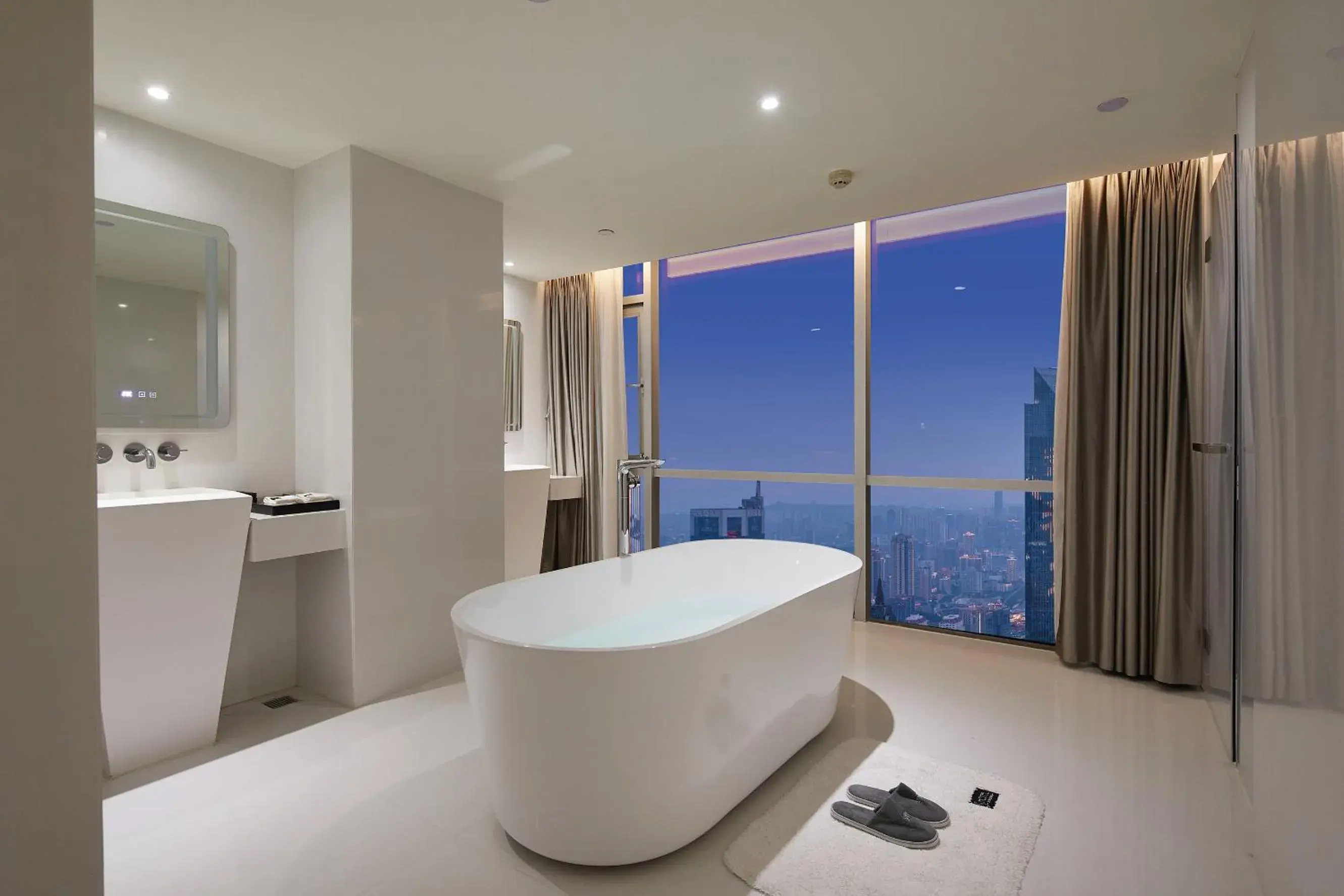 One-Bedroom Suite in m58 Sky Sunset Hotel-Chongqing jiefangbei Yuanduan Zhiyan One-Bedroom Suite in m58 Sky Sunset Hotel-Chongqing jiefangbei Yuanduan Zhiyan