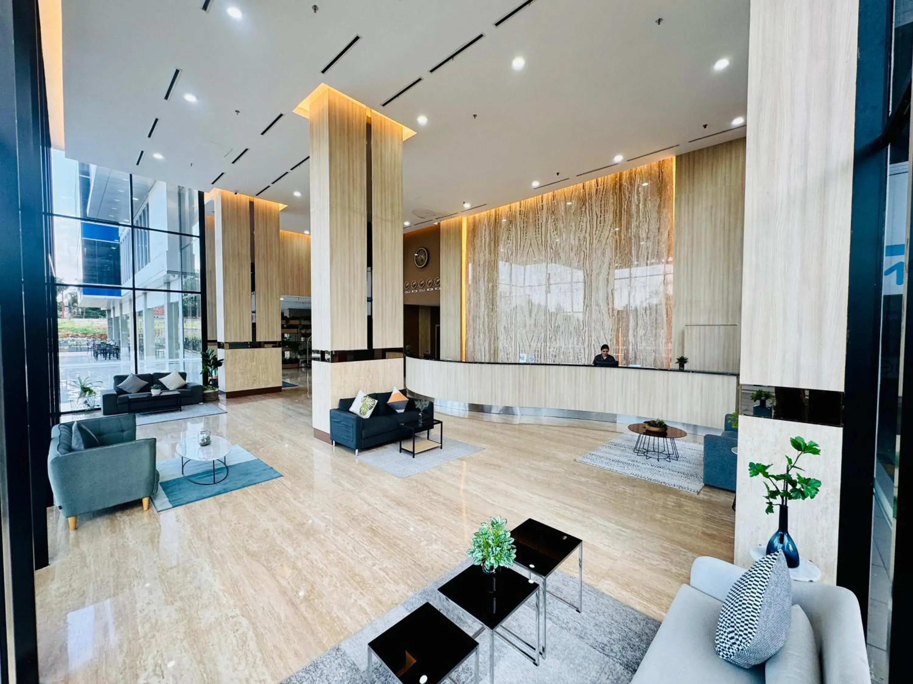 Lobby or reception in Howard Johnson By Wyndham Tangerang Lobby or reception in Howard Johnson By Wyndham Tangerang
