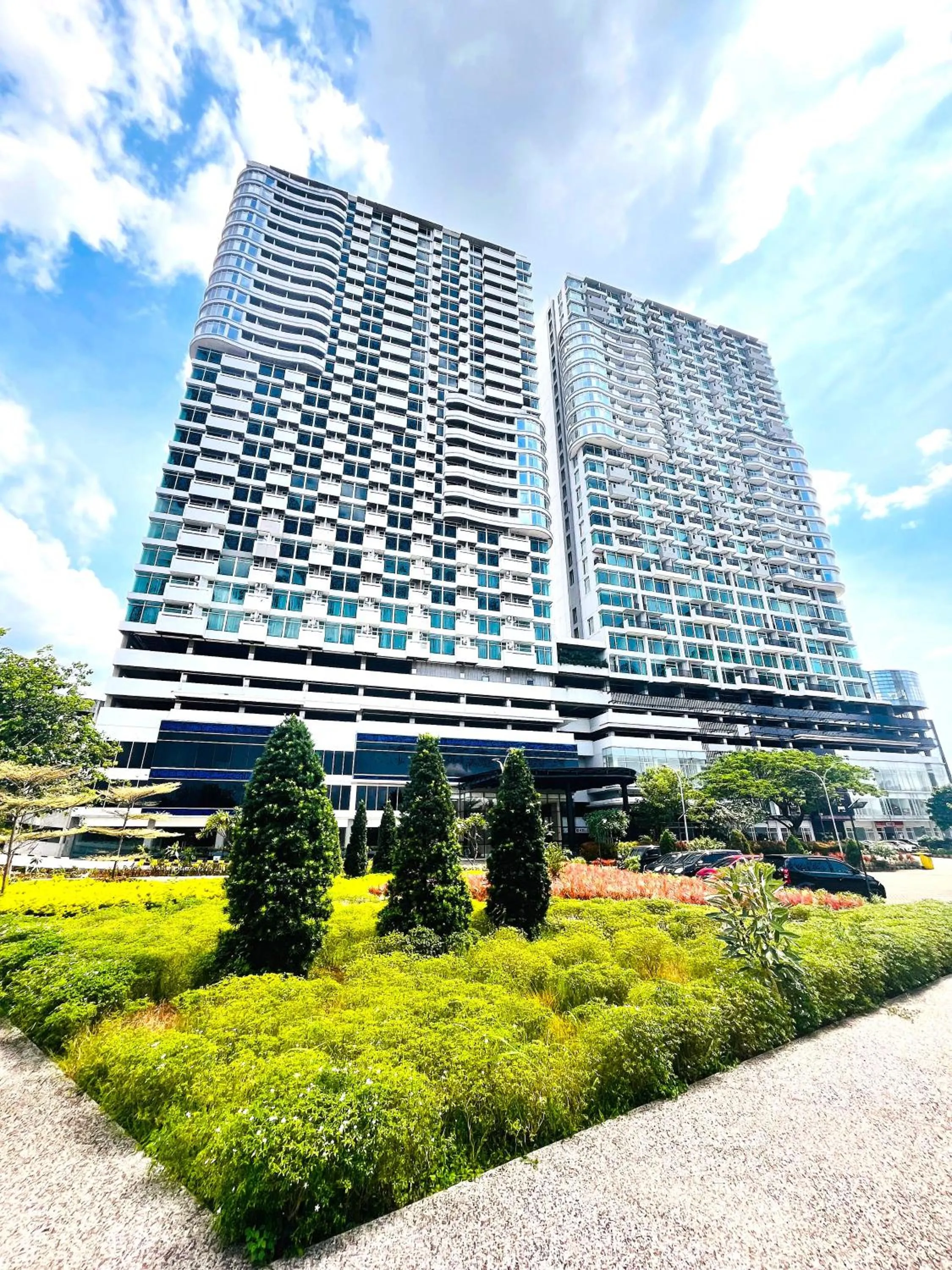 Property building in Howard Johnson By Wyndham Tangerang