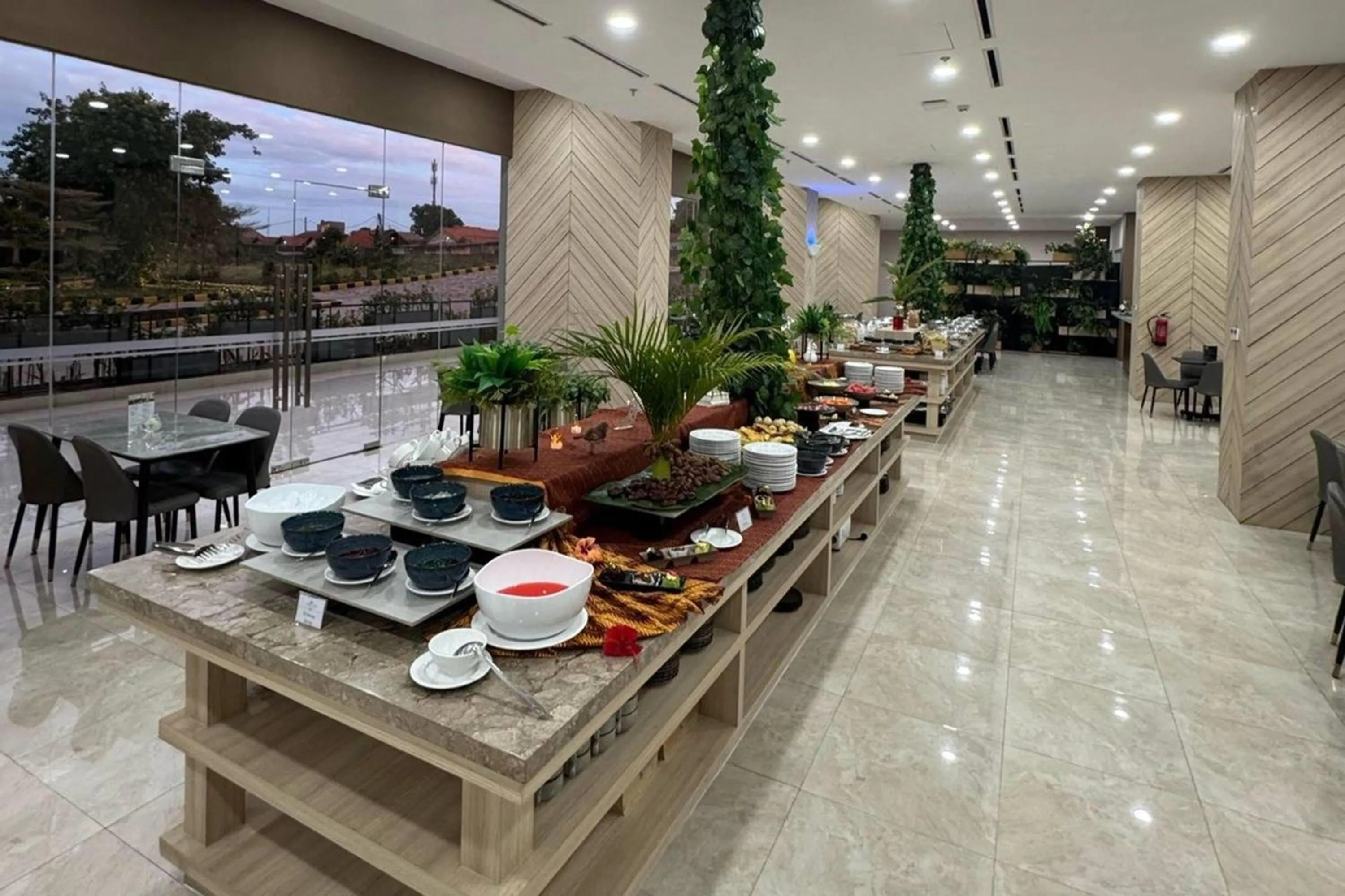 Restaurant/places to eat in Howard Johnson By Wyndham Tangerang