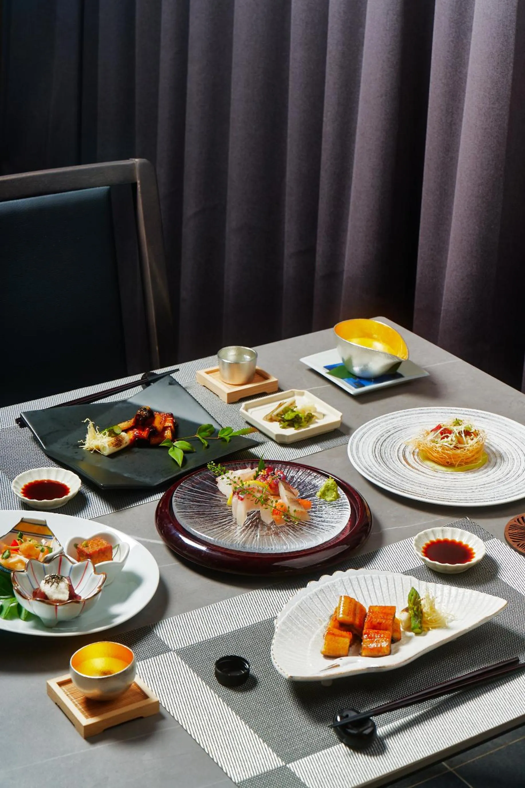 Restaurant/places to eat in Eliena Hotel Seoul Gangnam