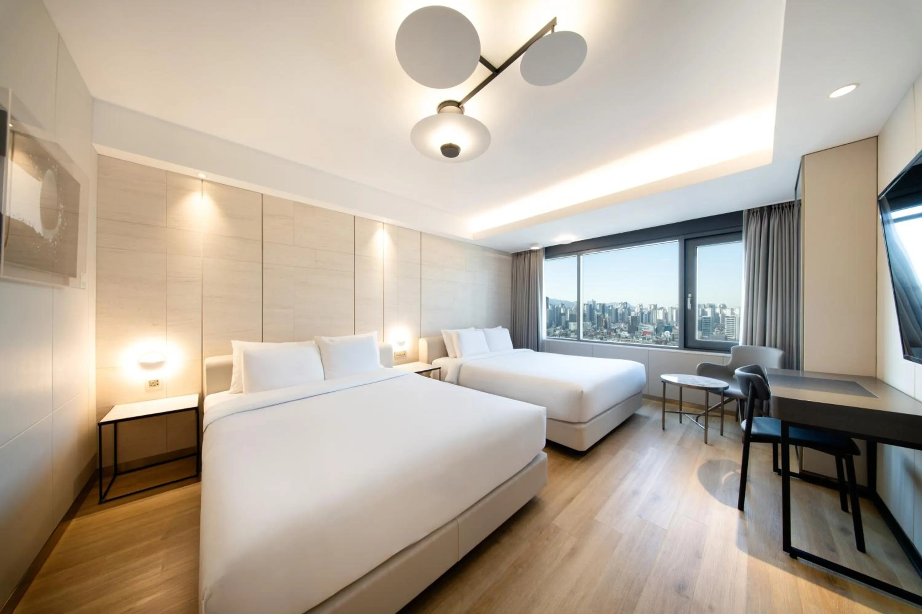 View (from property/room), Bed in Eliena Hotel Seoul Gangnam
