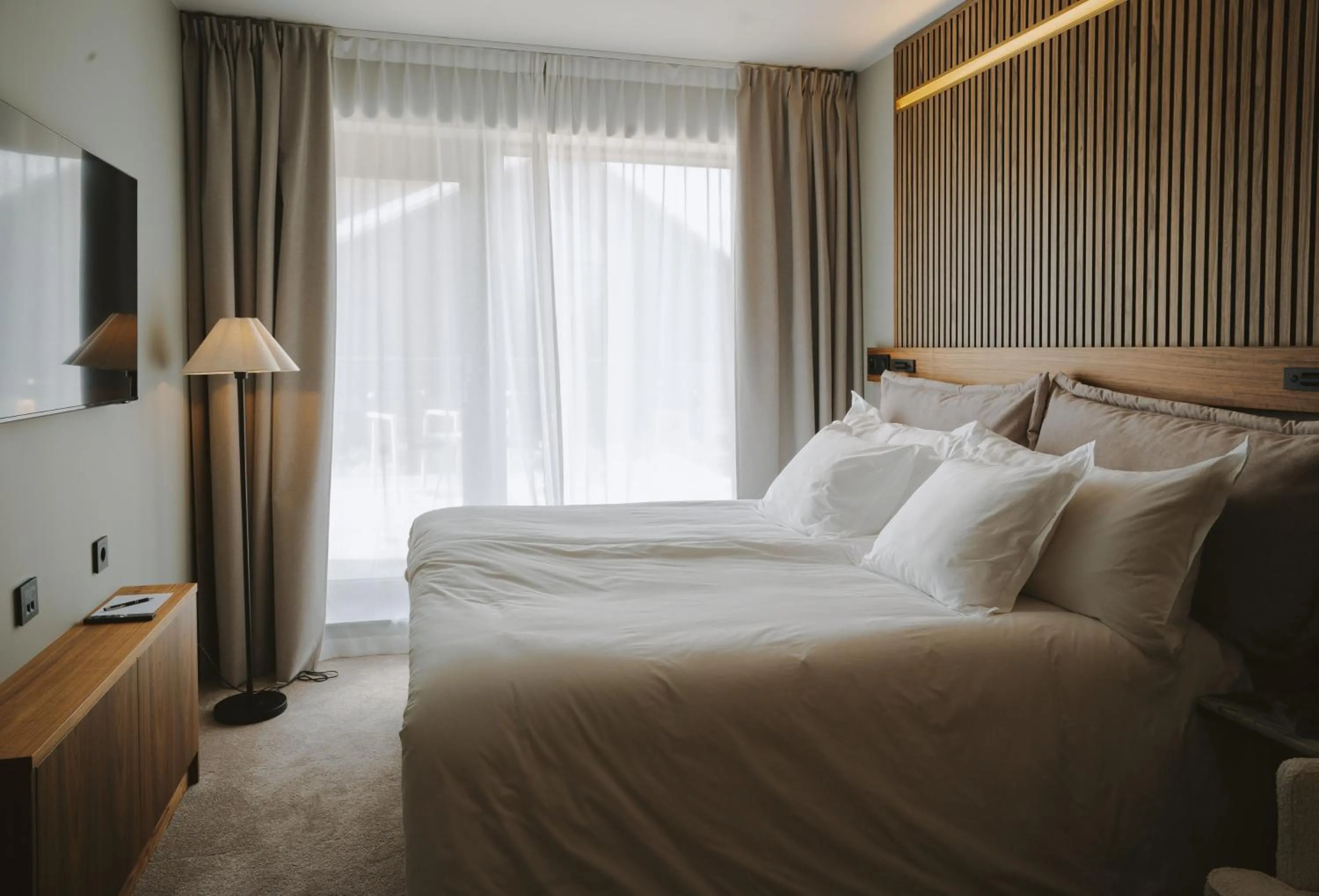 Deluxe Double Room with Sea View - single occupancy in Season Hotel