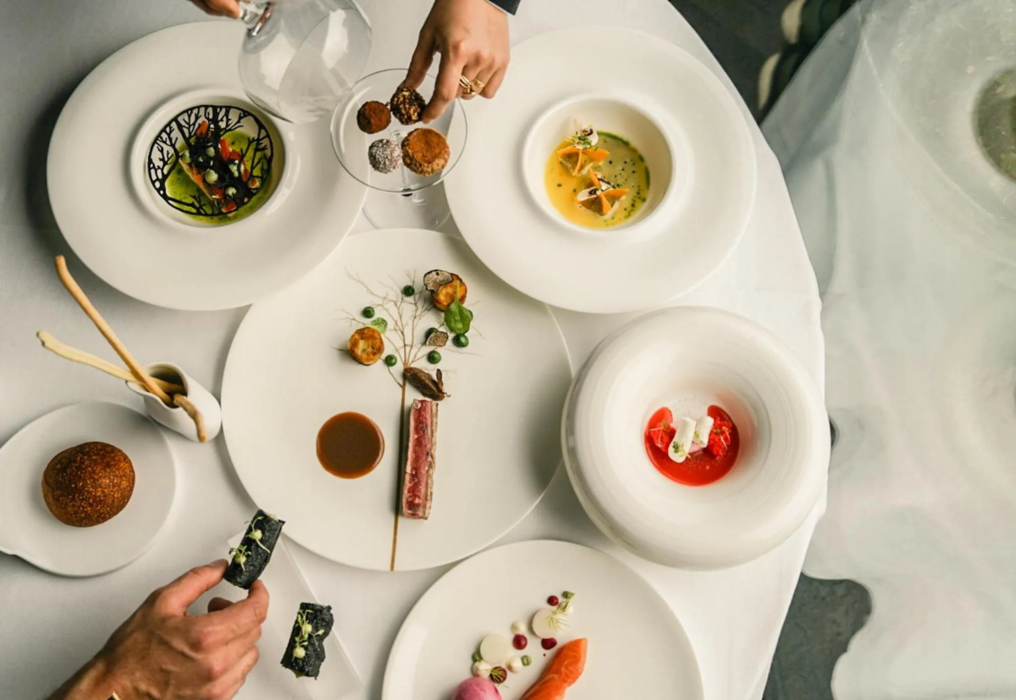 Restaurant/places to eat in Tirolensis - Luxury All Inclusive