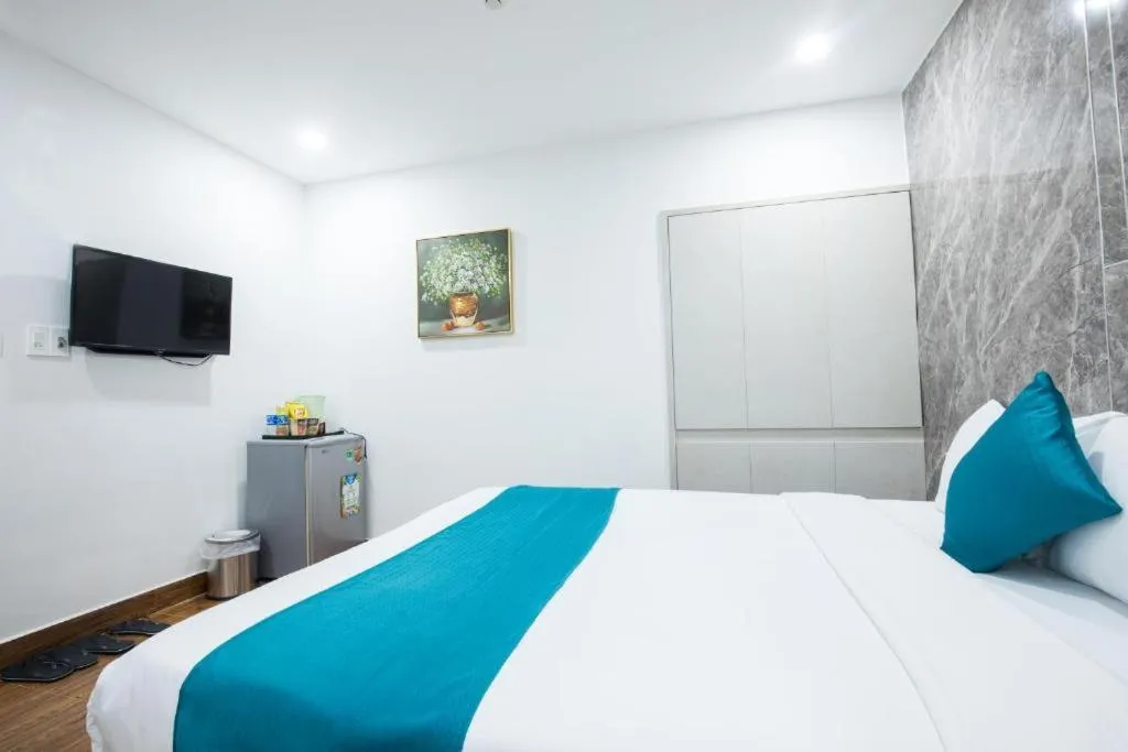 Bedroom, Bed in Blue Ocean Beachside Hotel Danang