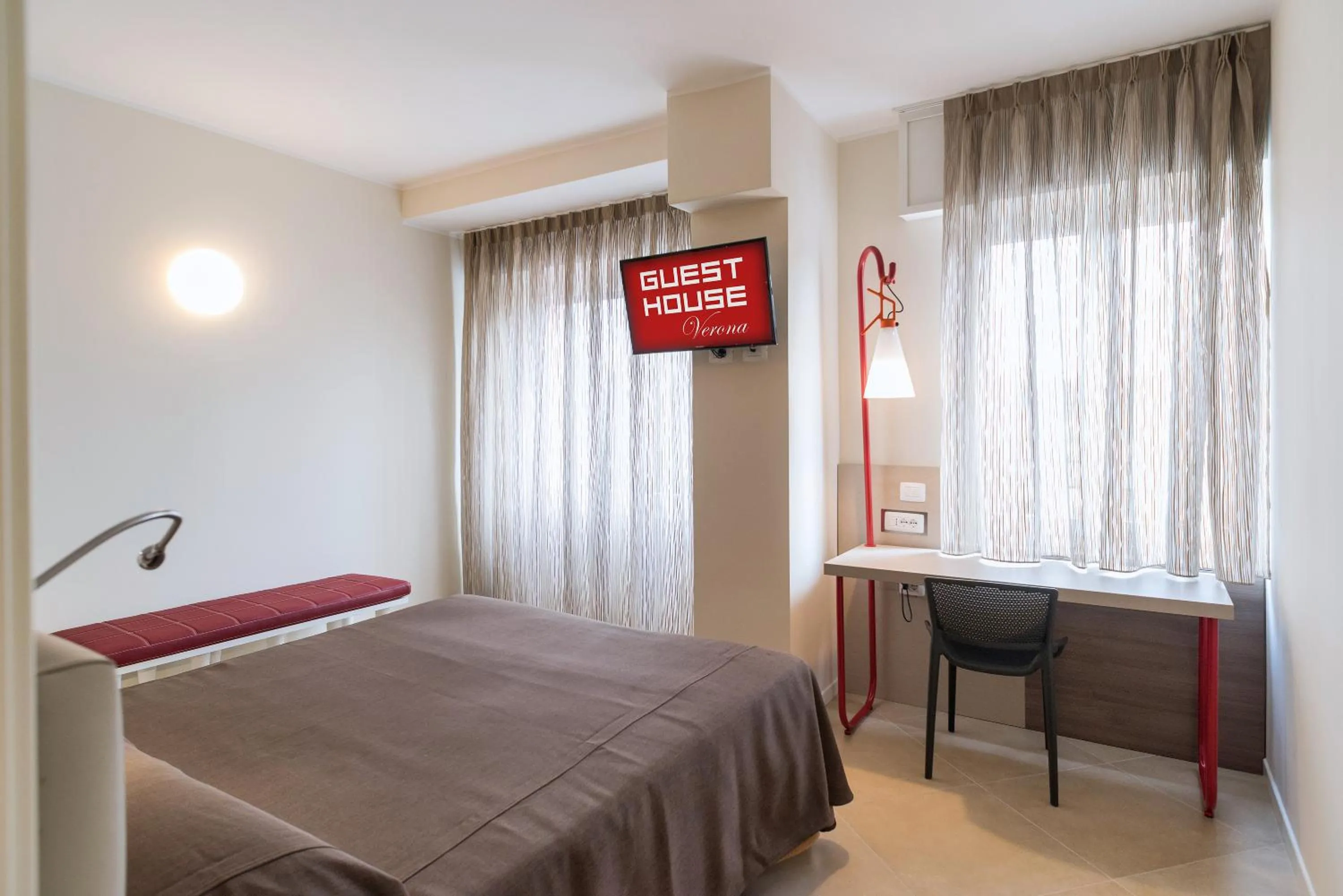 Photo of the whole room, Bed in Guesthouse Verona