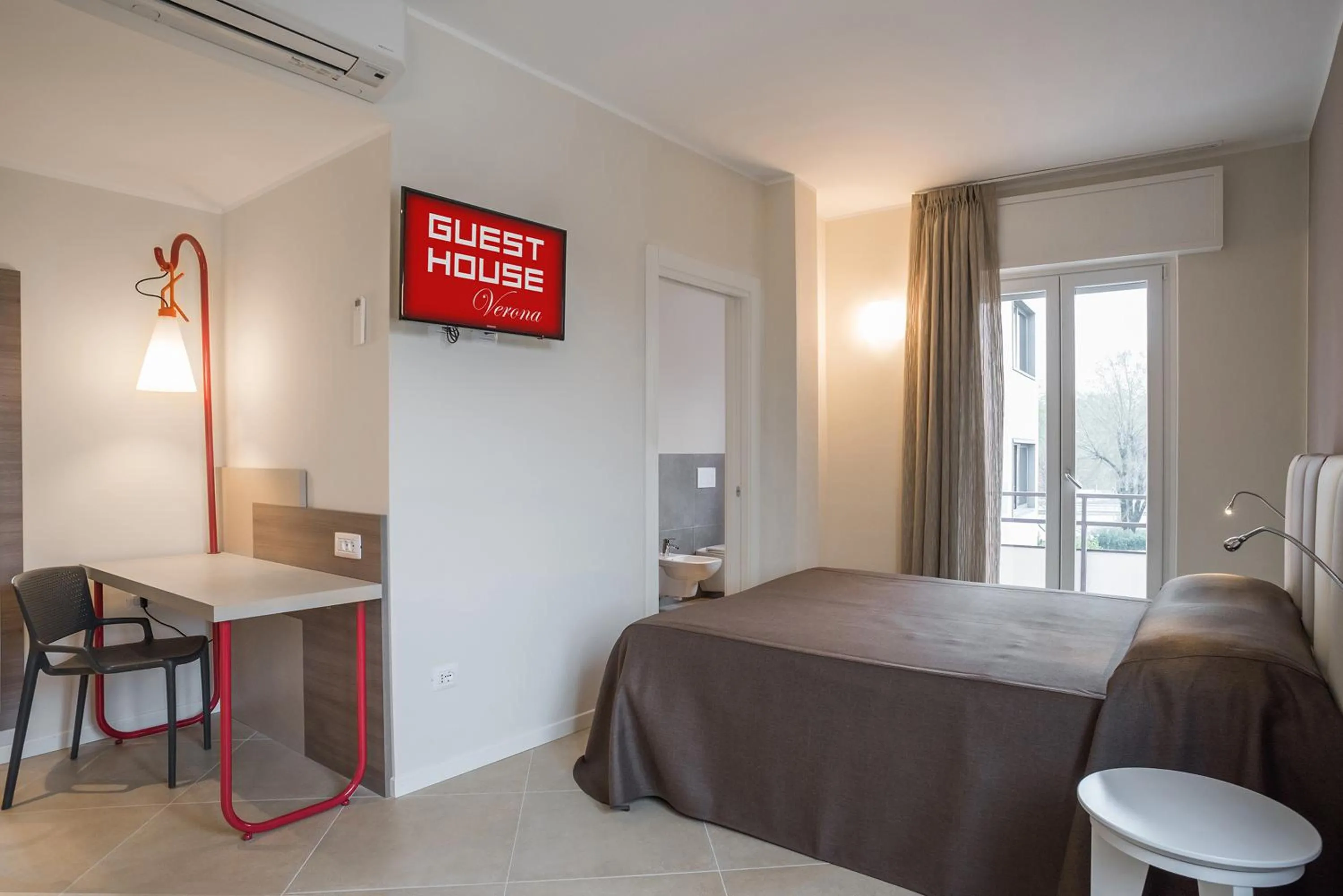 Photo of the whole room, Bed in Guesthouse Verona