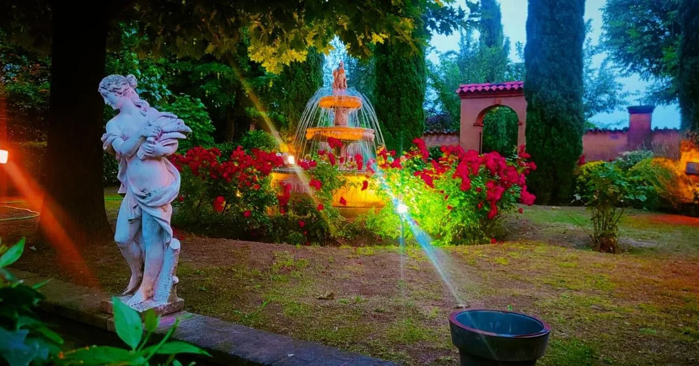 Garden in Cascina CORTEPRIMAVERA, B&B del Baliot