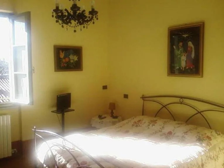 Bedroom, Bed in Cascina CORTEPRIMAVERA, B&B del Baliot