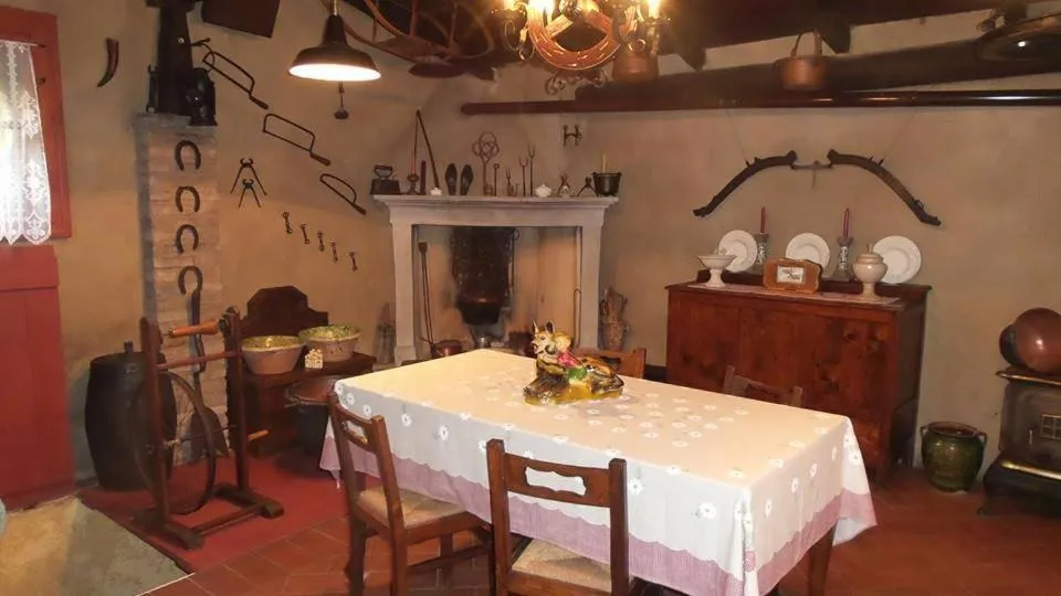 Restaurant/places to eat in Cascina CORTEPRIMAVERA, B&B del Baliot