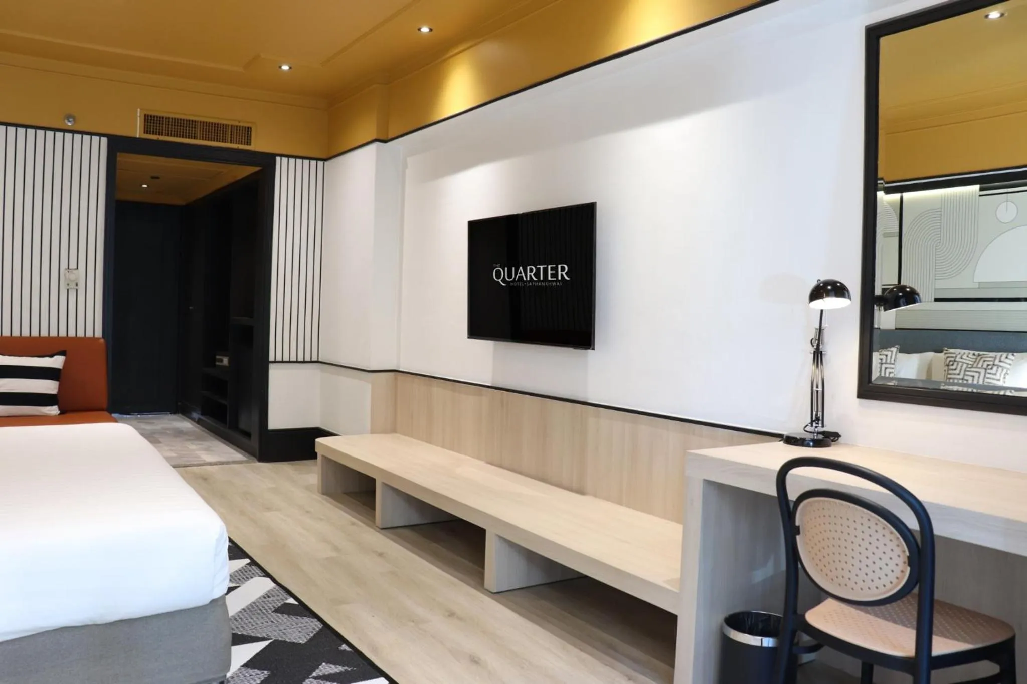 TV and multimedia, Bed in The Quarter Saphankhwai by UHG