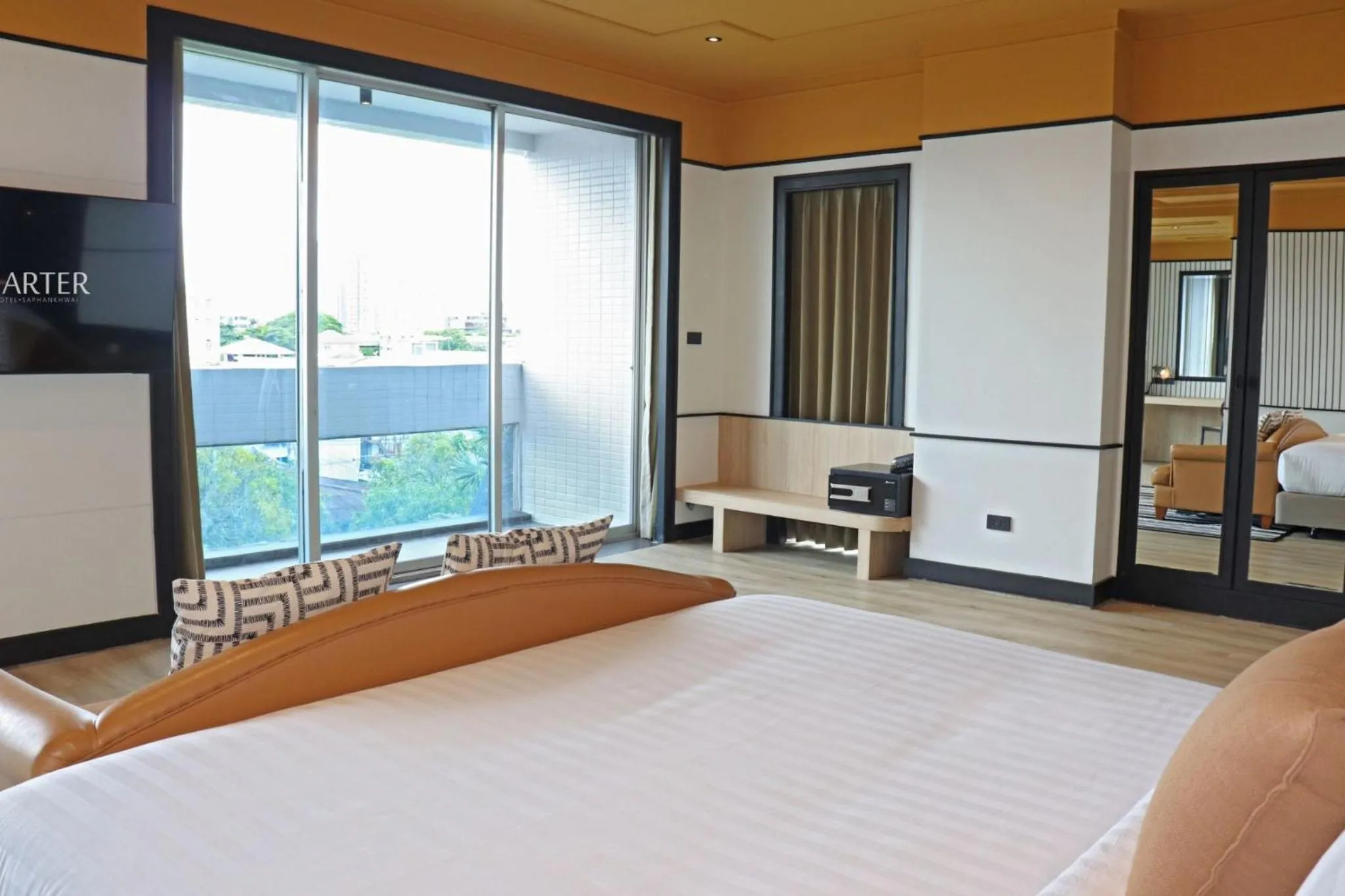 Bed in The Quarter Saphankhwai by UHG