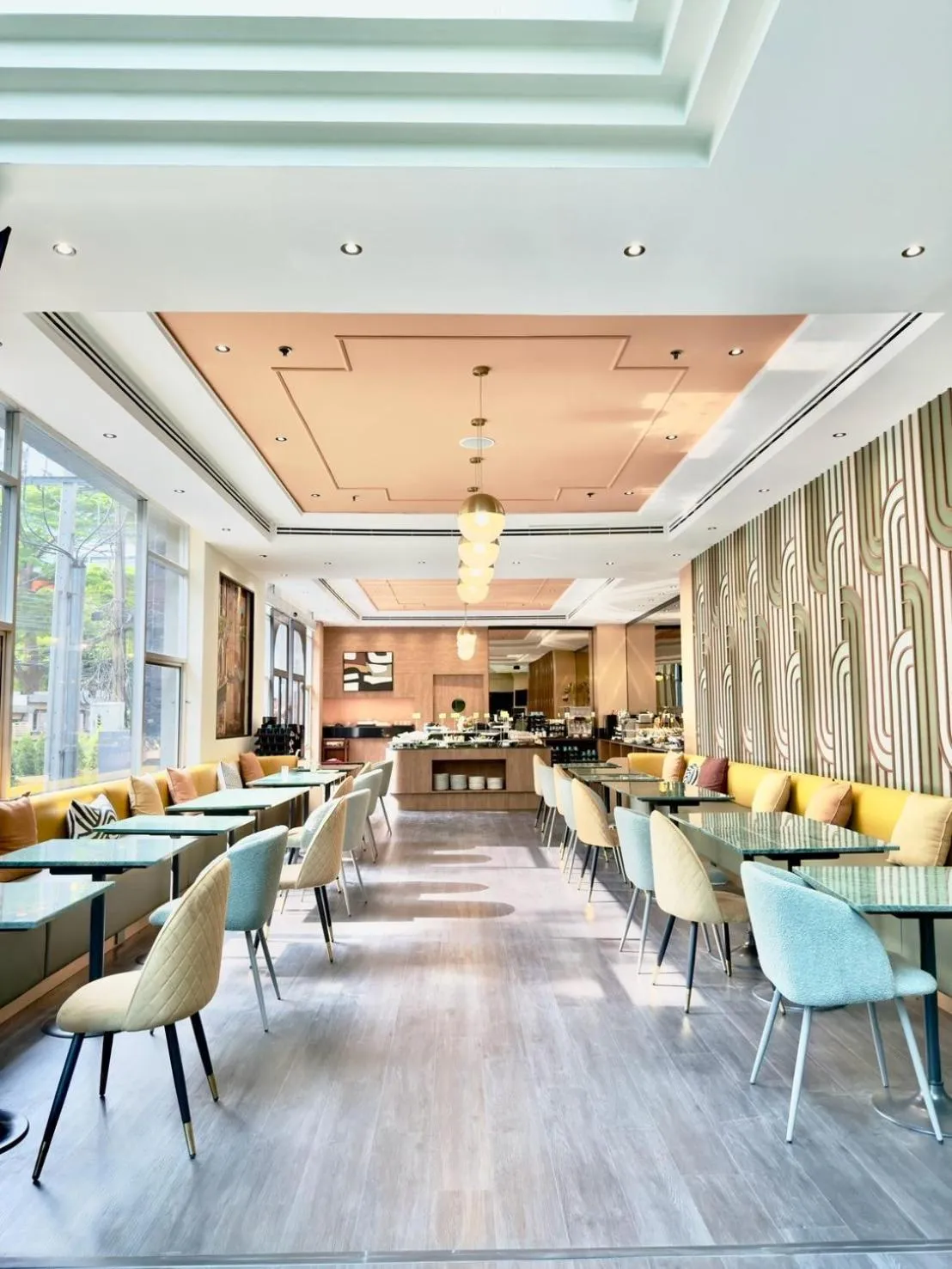 Restaurant/places to eat in The Quarter Saphankhwai by UHG