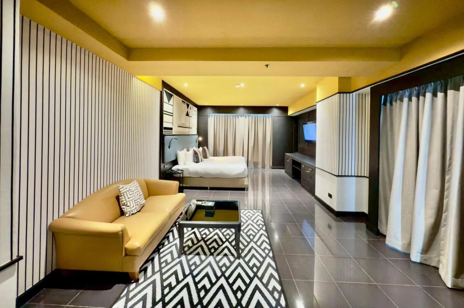 Bed in The Quarter Saphankhwai by UHG