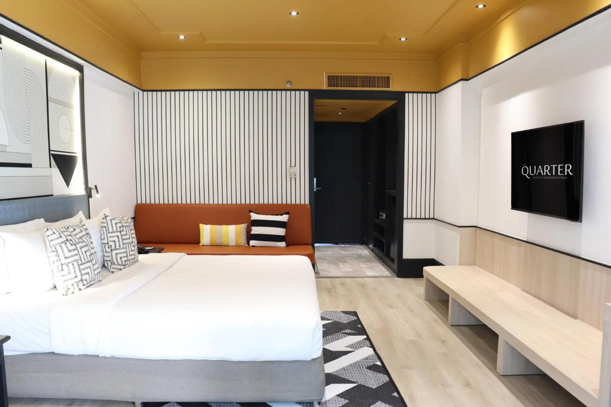 Bed in The Quarter Saphankhwai by UHG