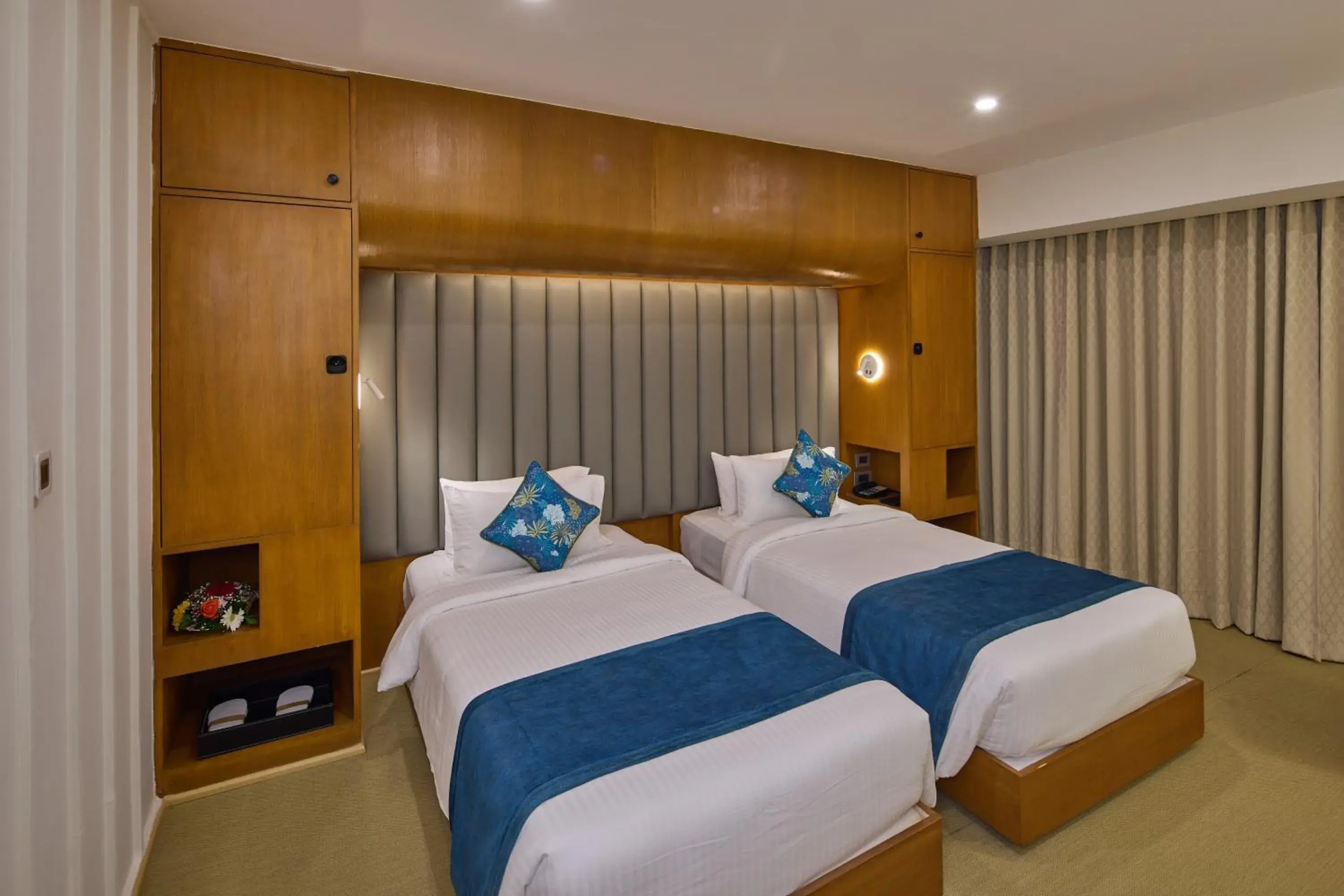 Grand Premier Room Canal View - single occupancy - 2 Single Beds in Grand Continent Mahabalipuram A Sarovar Premiere Affiliate Hotel Grand Premier Room Canal View - single occupancy - 2 Single Beds in Grand Continent Mahabalipuram A Sarovar Premiere Affiliate Hotel