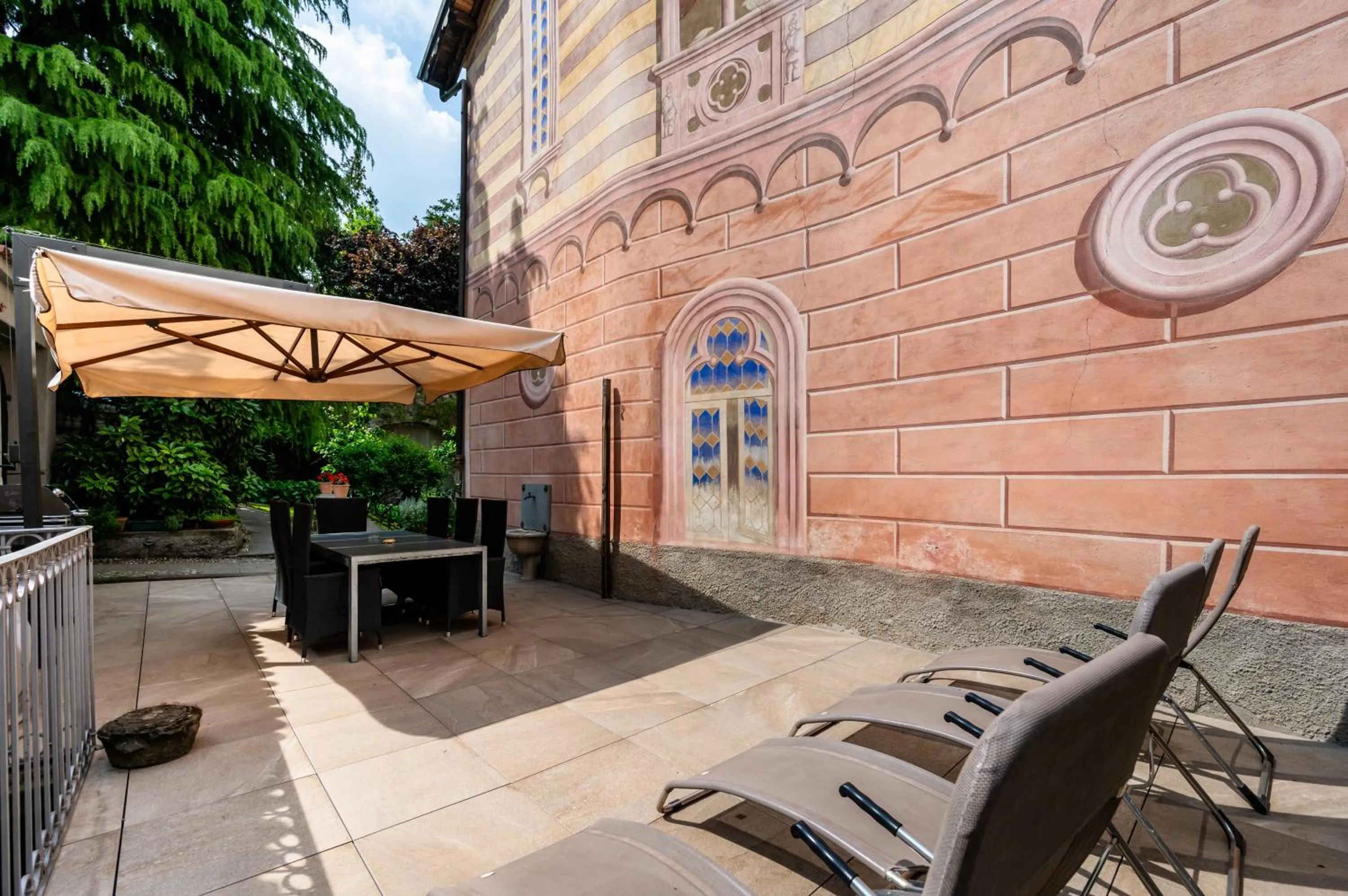 Property building in Palazzo Rivola