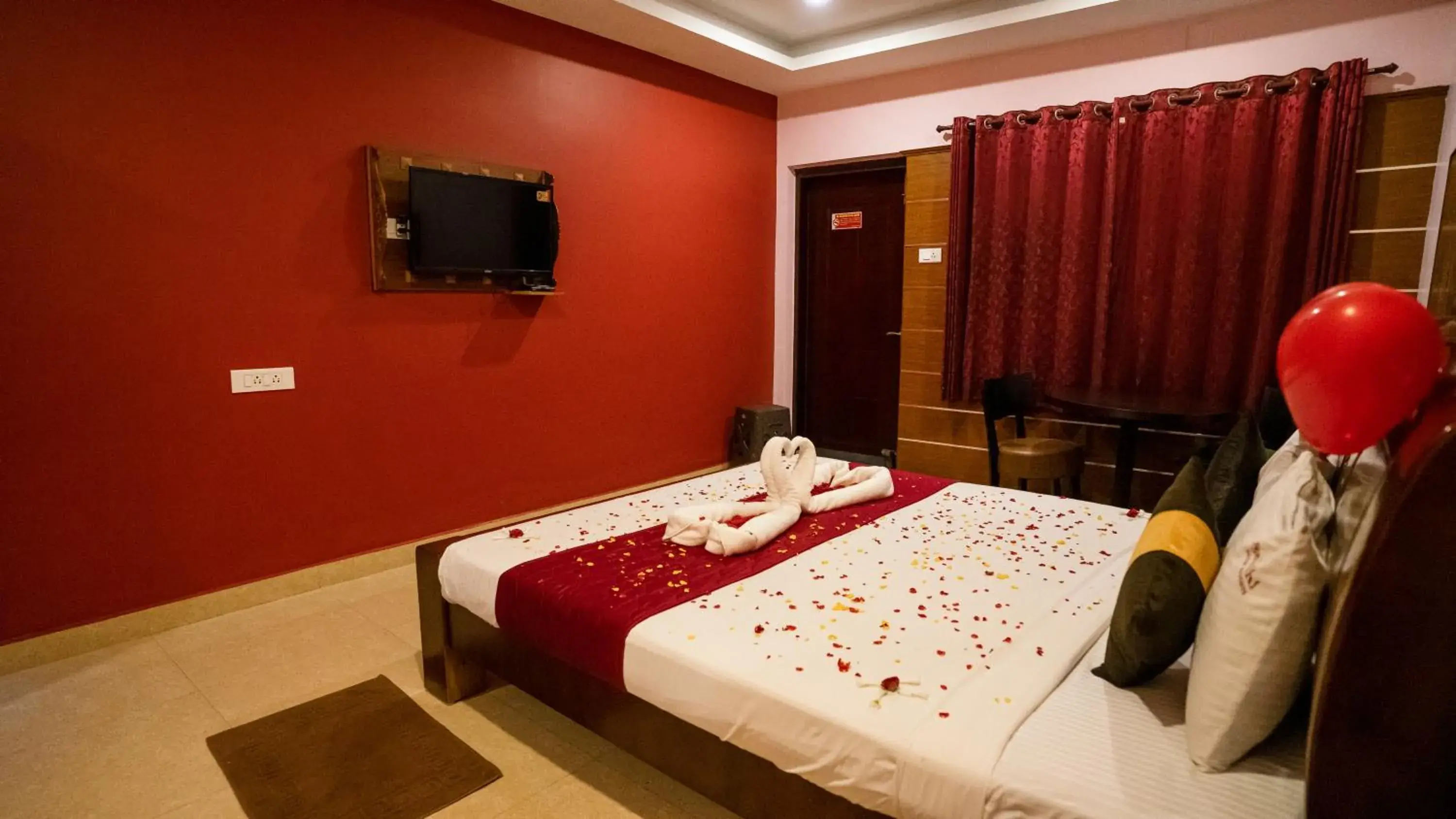 Bed in Sakthi River Resort Bed in Sakthi River Resort