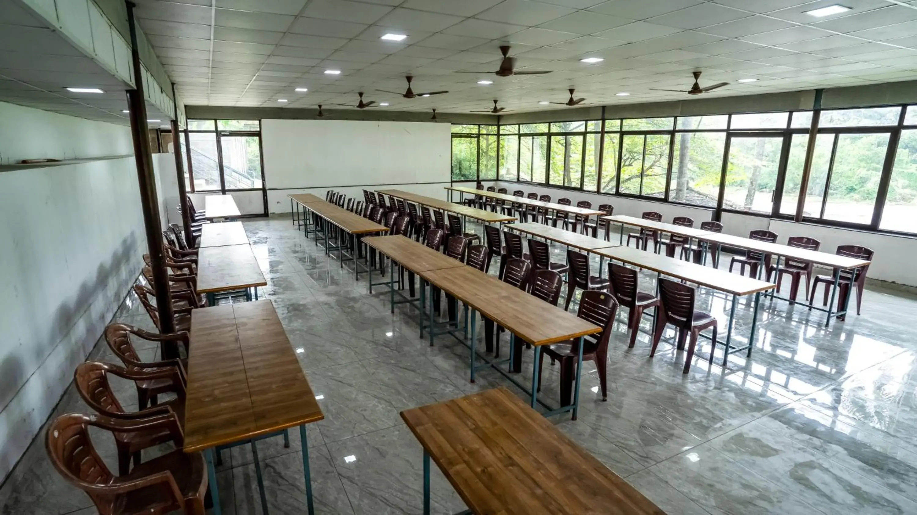 Restaurant/places to eat in Sakthi River Resort Restaurant/places to eat in Sakthi River Resort