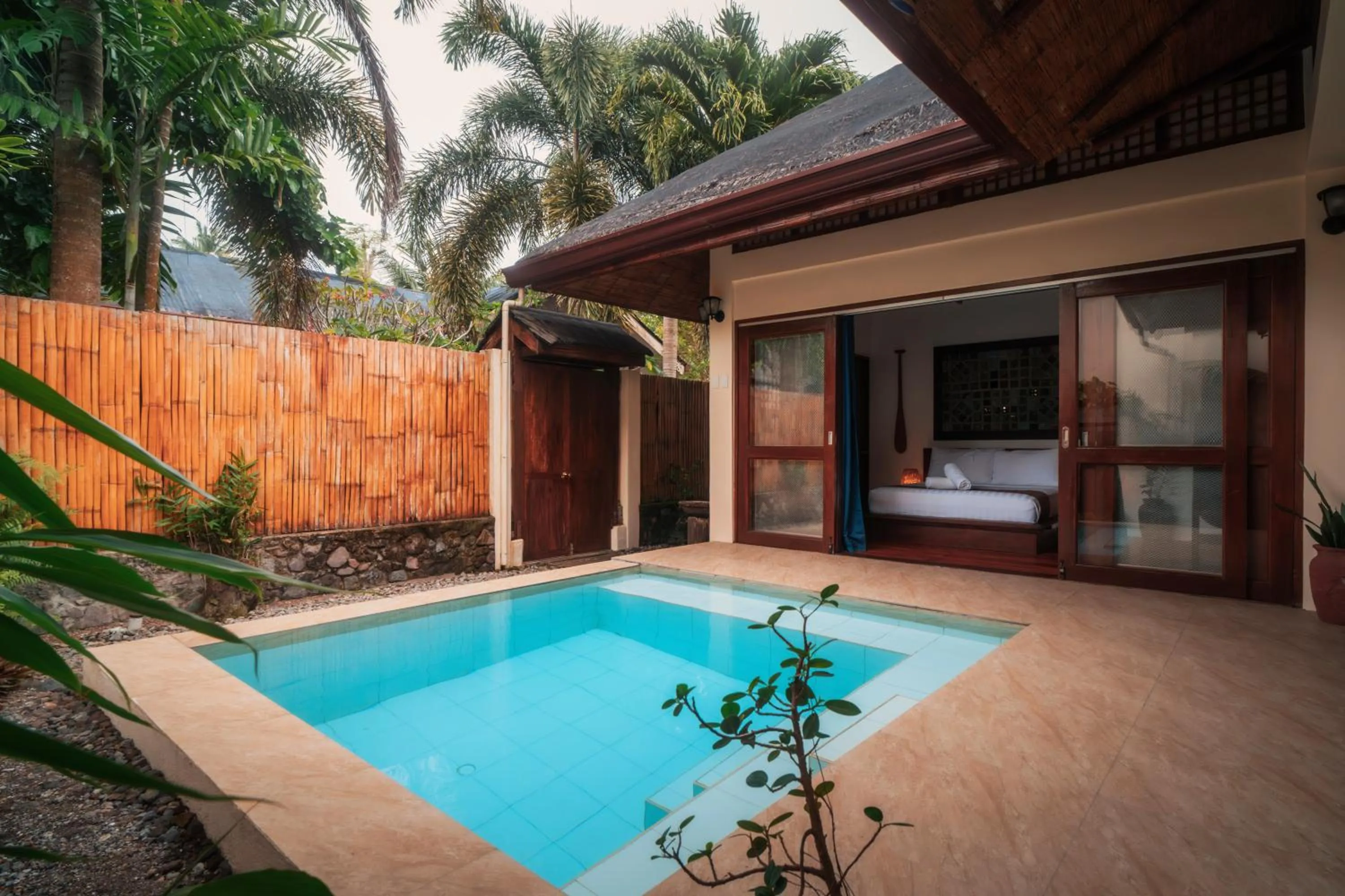 Swimming pool in Balai sa Baibai