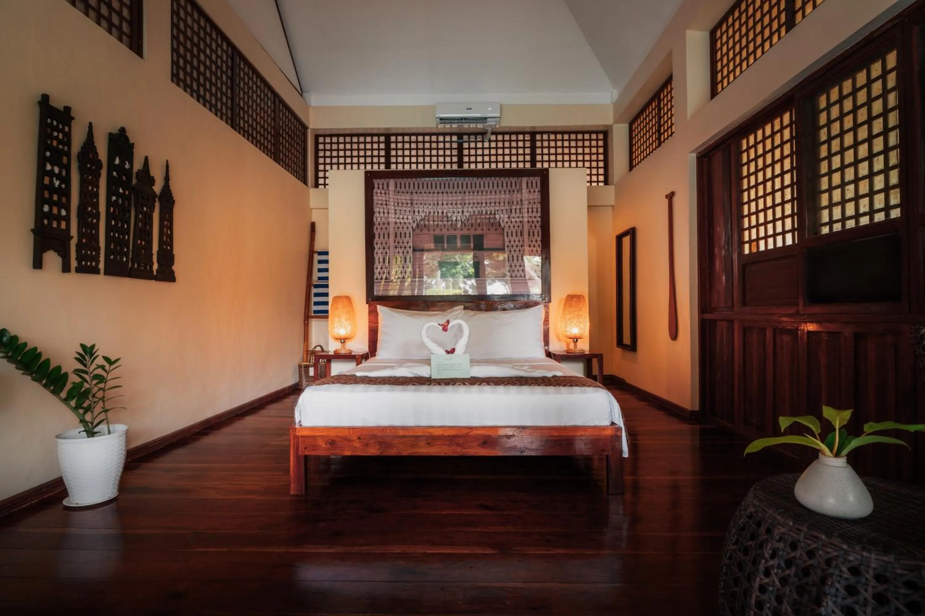 Bedroom, Bed in Balai sa Baibai