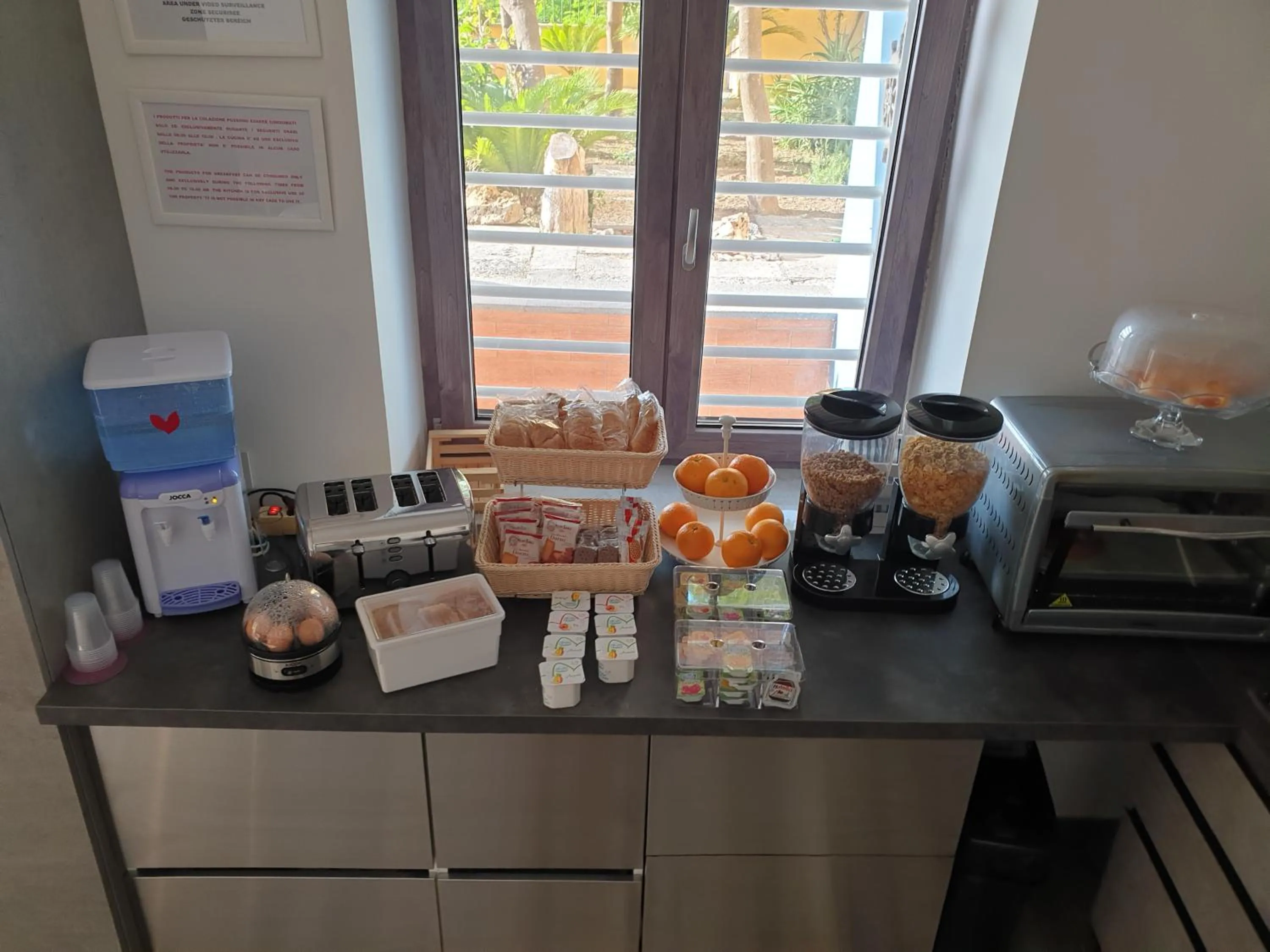 Food and drinks in B&B La Veduta