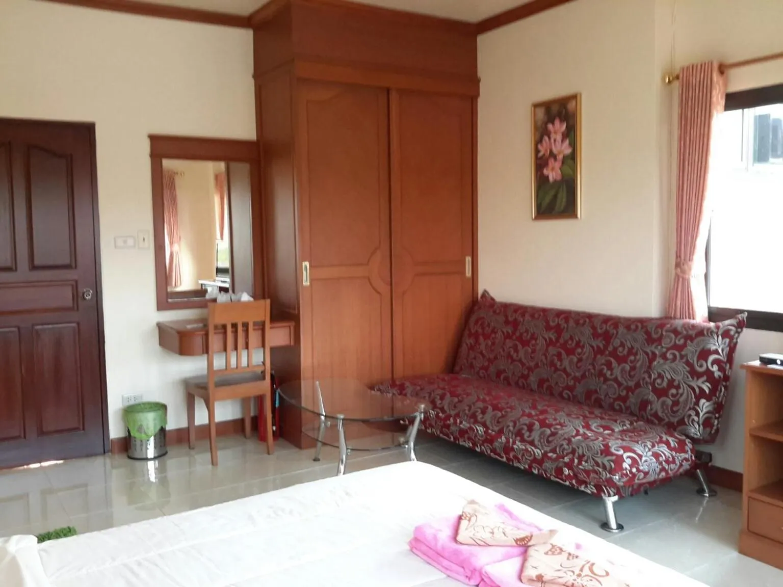 Donchai House Guest House& Cafe