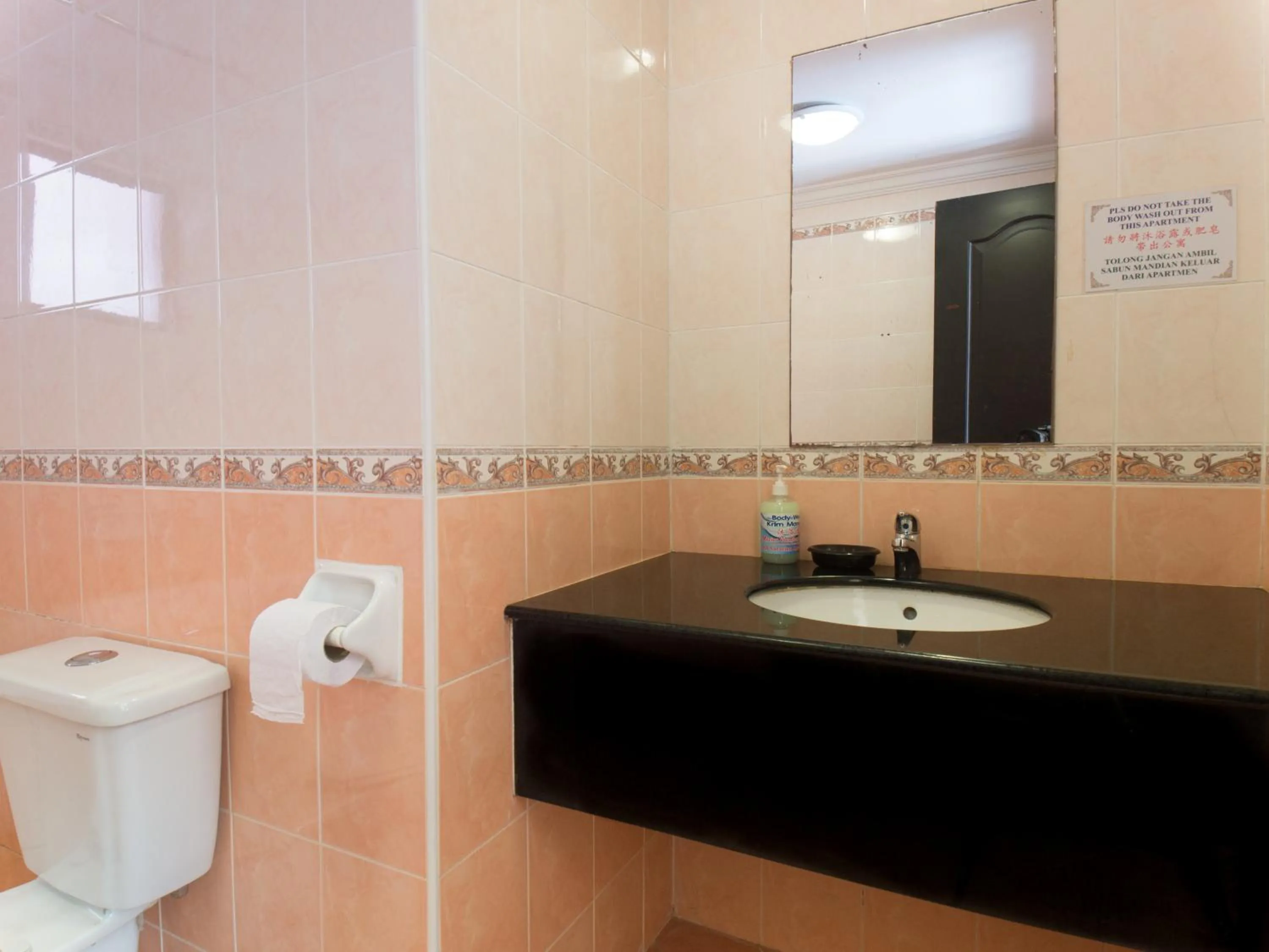 Toilet in KK Vacation Apartments-Marina Court - STAY AND GET CASH REBATE