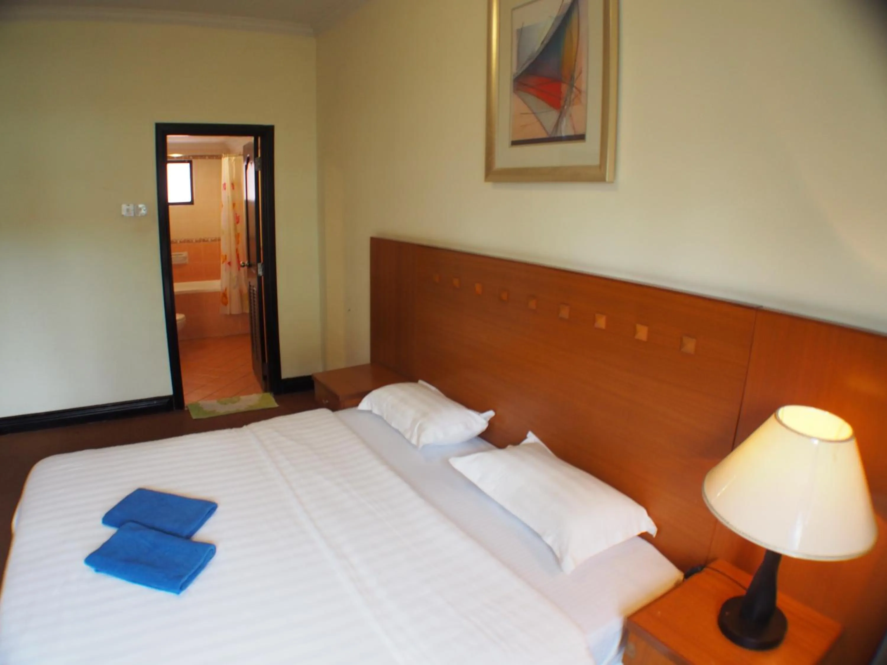 KK Vacation Apartments-Marina Court - STAY AND GET CASH REBATE