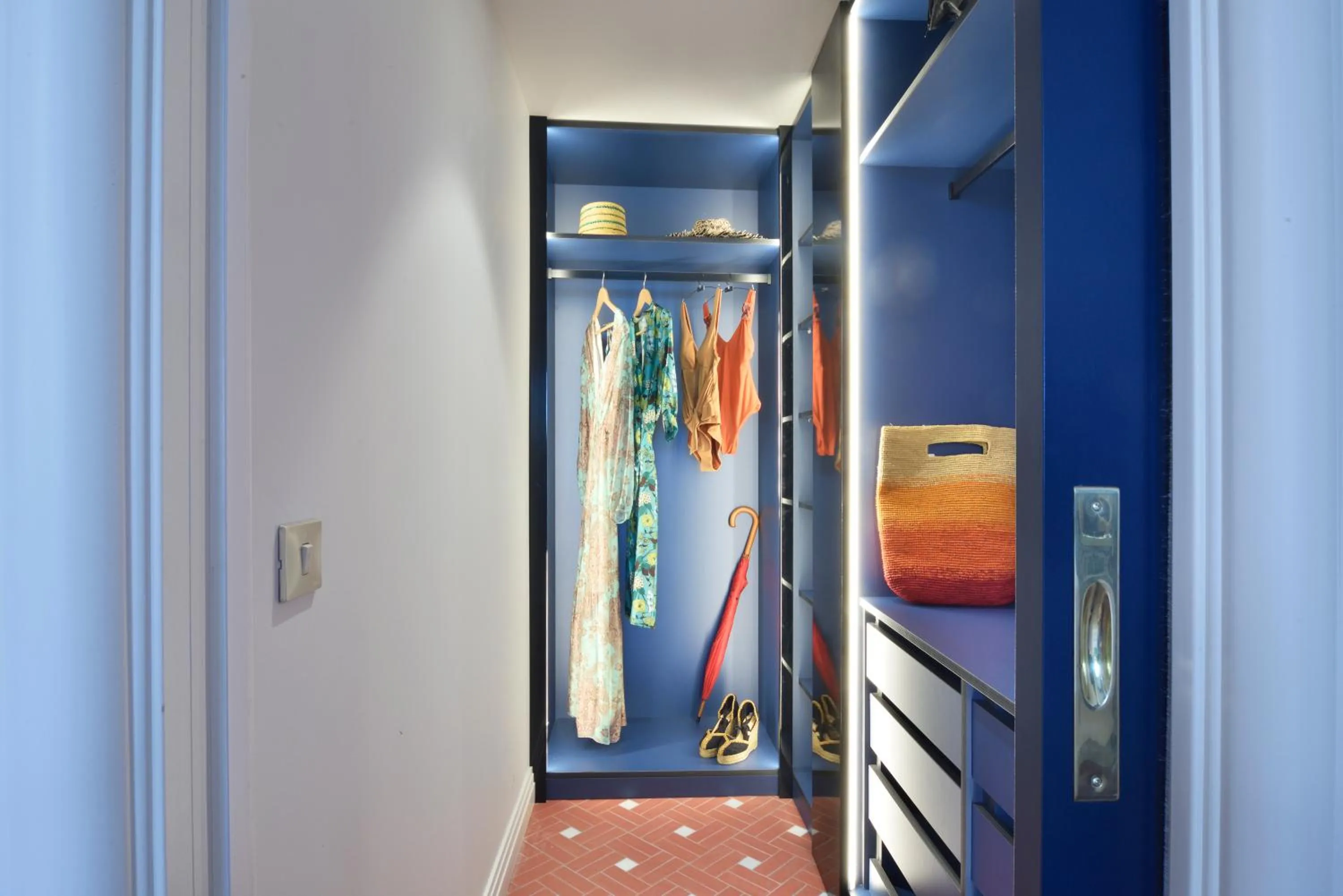 wardrobe in Hostal de la Gavina GL - The Leading Hotels of the World