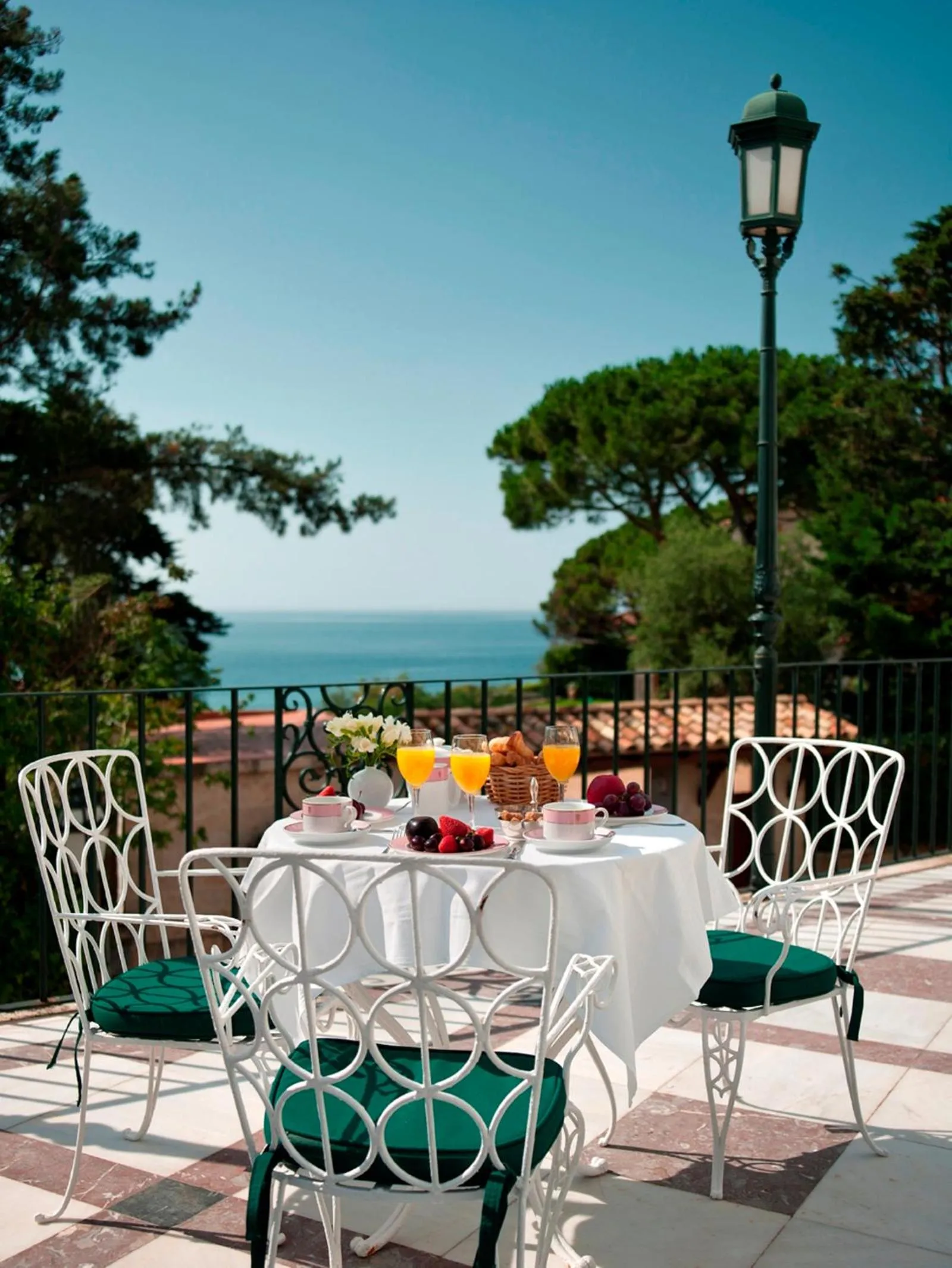 Restaurant/places to eat in Hostal de la Gavina GL - The Leading Hotels of the World