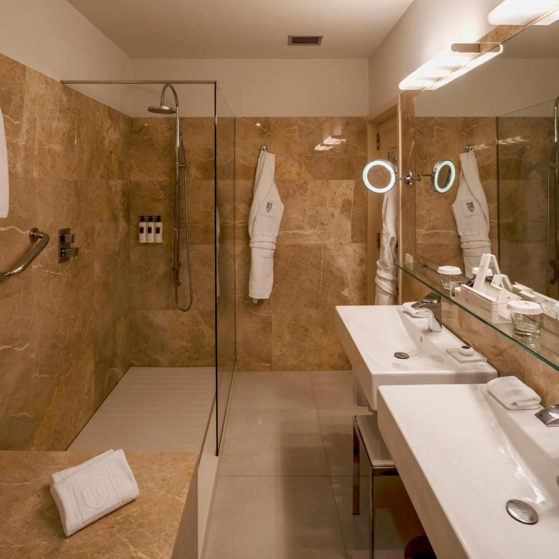 Shower in Hostal de la Gavina GL - The Leading Hotels of the World