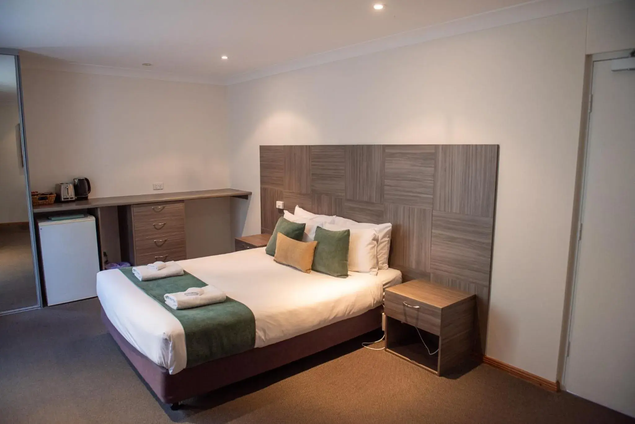 Bed in Victoria Hotel Strathalbyn Bed in Victoria Hotel Strathalbyn
