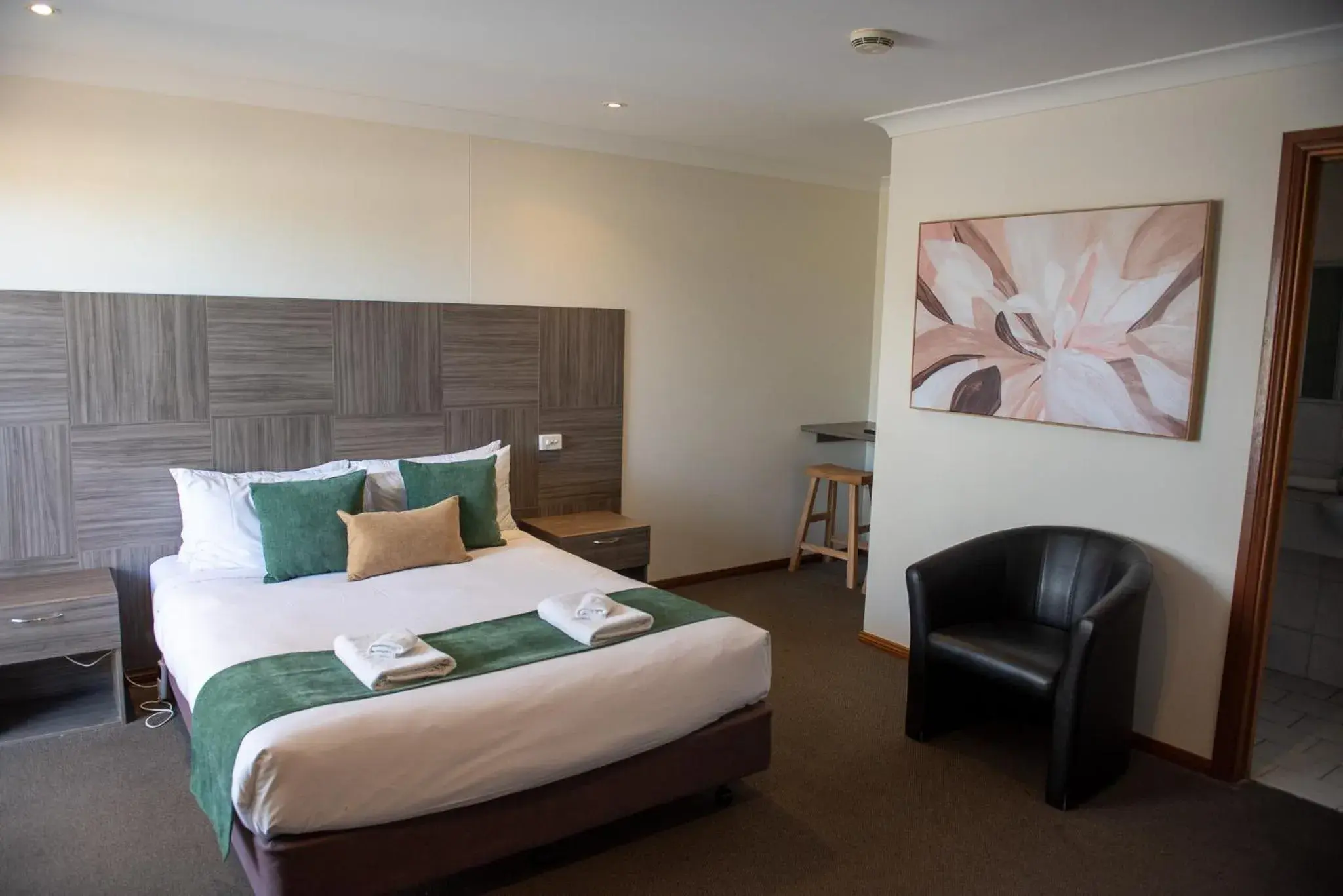 Bed in Victoria Hotel Strathalbyn Bed in Victoria Hotel Strathalbyn