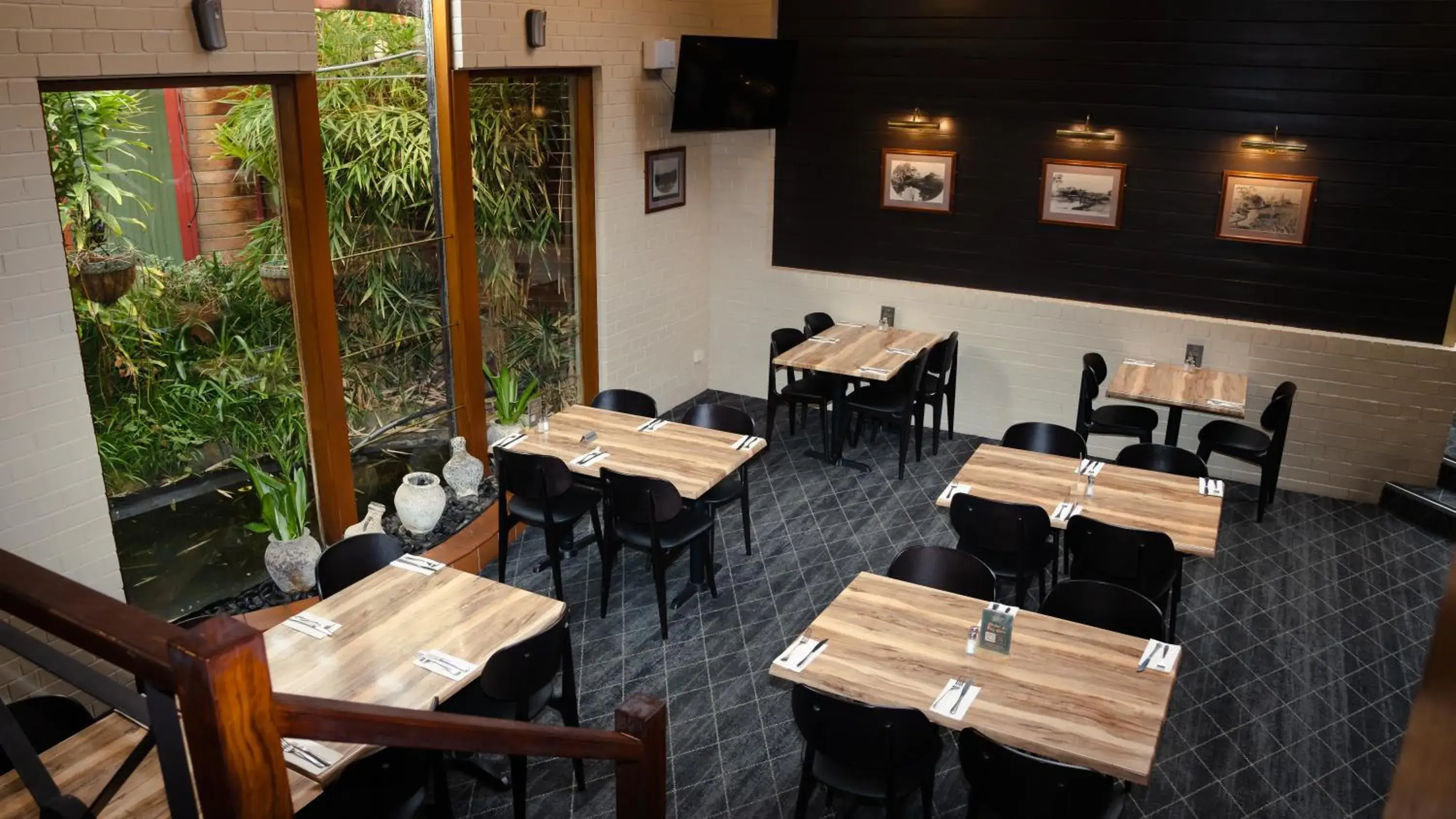 Restaurant/places to eat in Victoria Hotel Strathalbyn Restaurant/places to eat in Victoria Hotel Strathalbyn