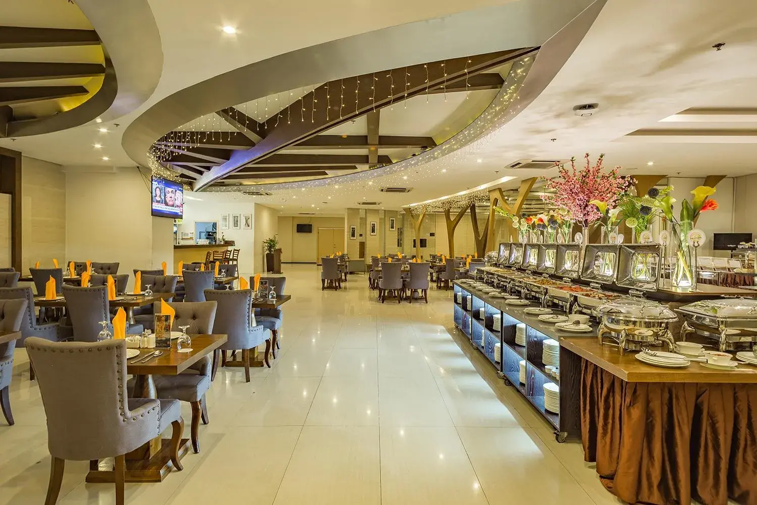 Restaurant/places to eat in Golden Phoenix Hotel - Manila Restaurant/places to eat in Golden Phoenix Hotel - Manila