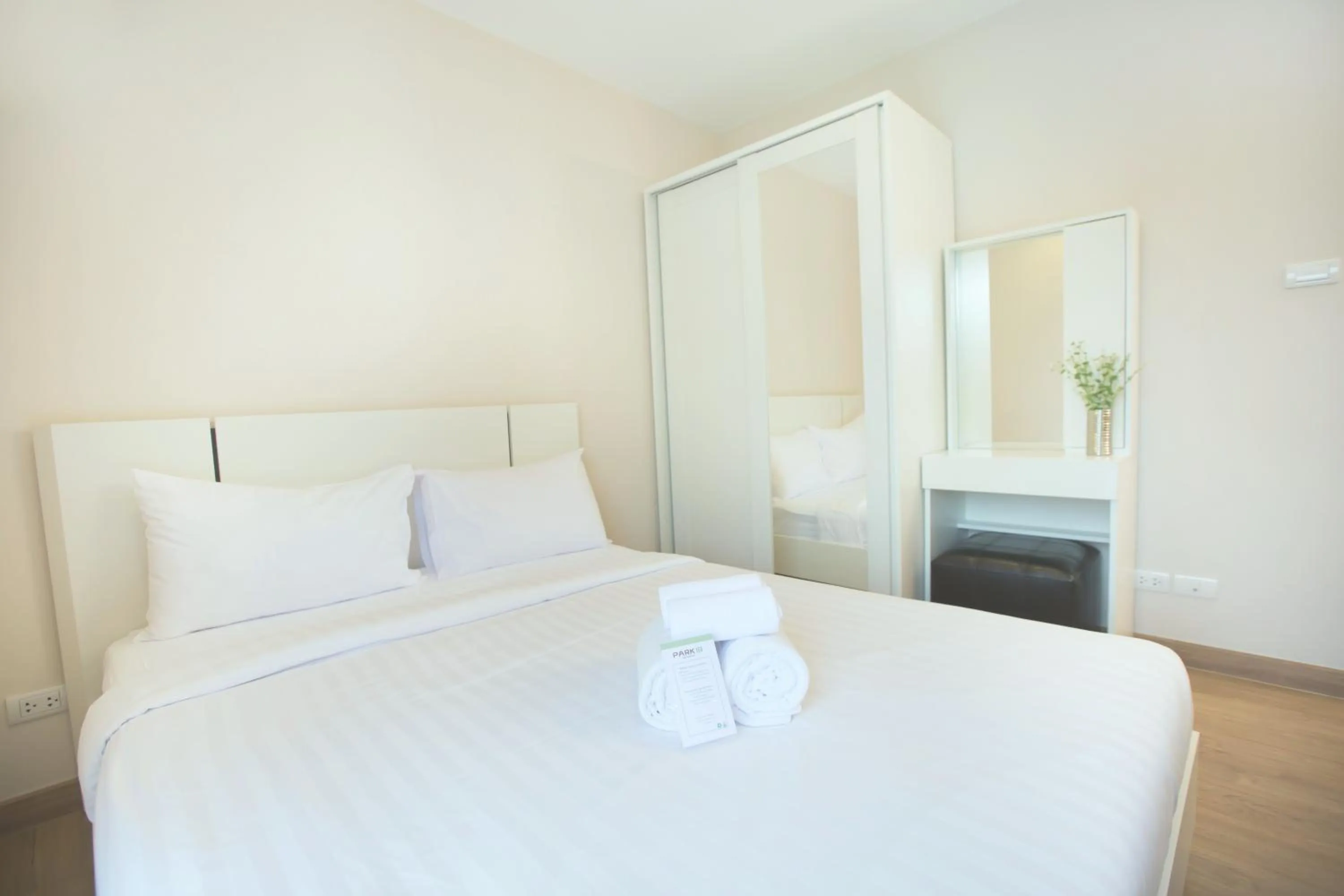 Bed in Park 19 Hotel