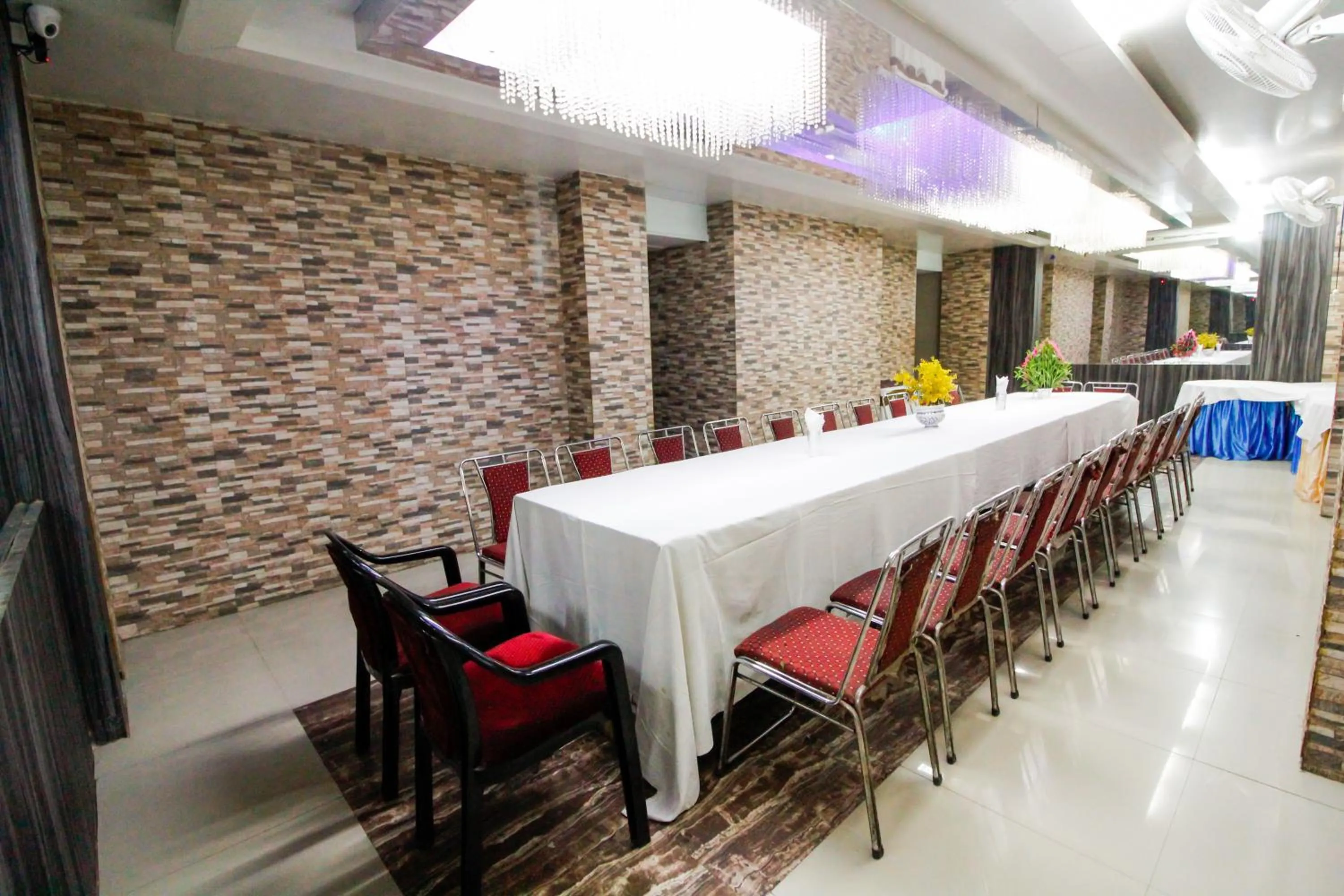 Banquet/Function facilities in Hotel Rishi Regency