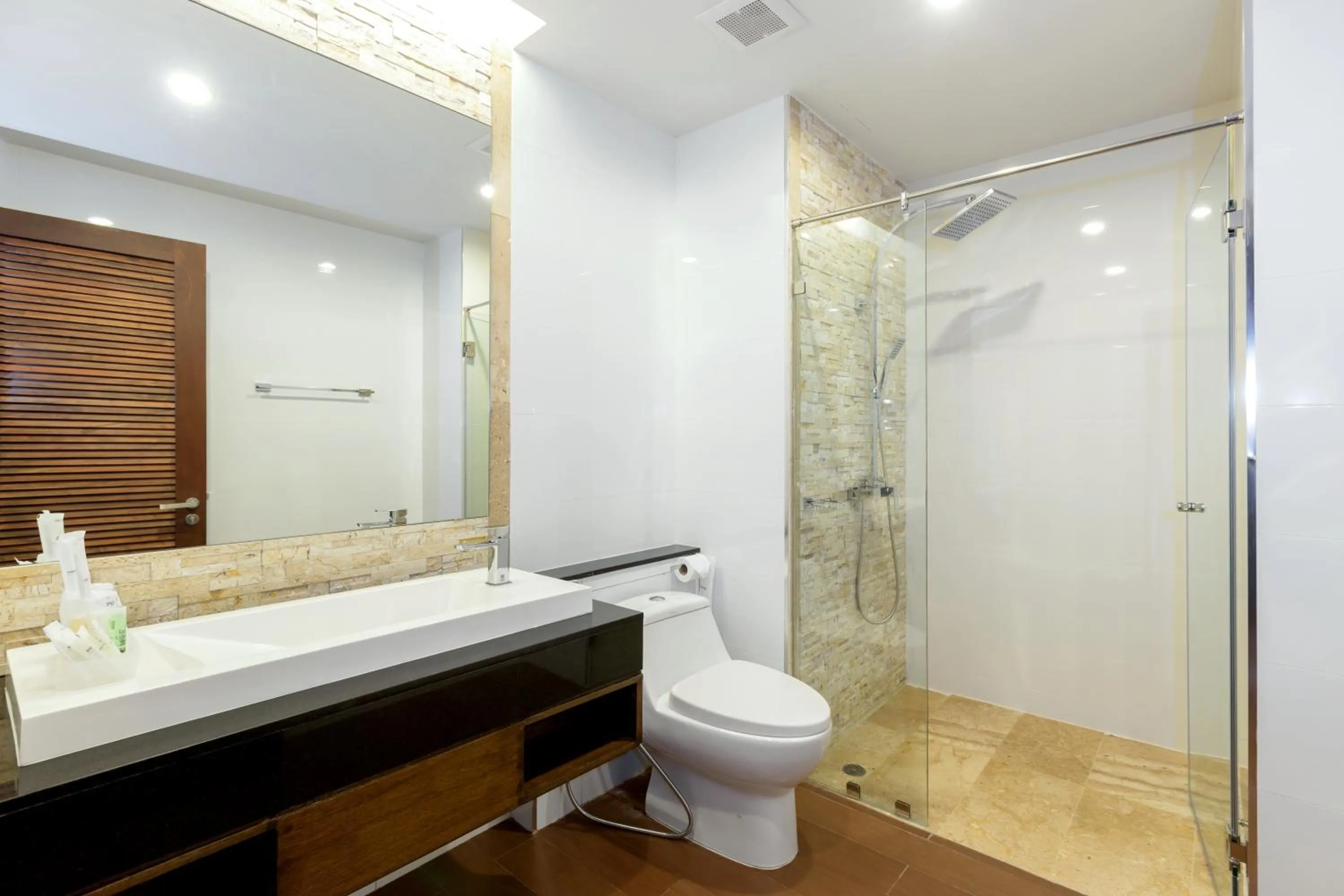 Bathroom in The Regent Phuket Bangtao Beach